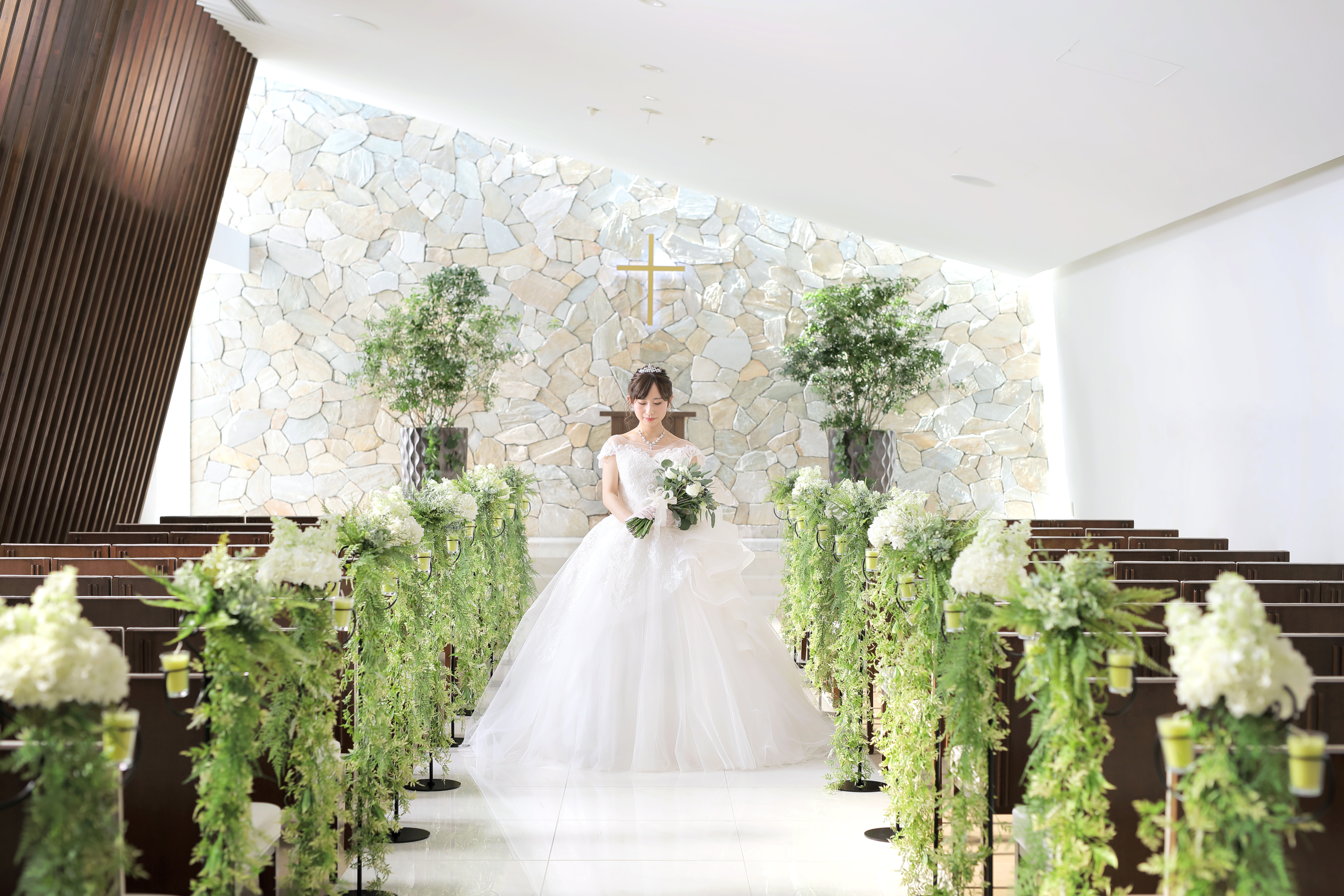 人気のデザートビュッフェを楽しめます♪春を感じるストロベリースイーツが沢山！見学＆見積相談もOK！