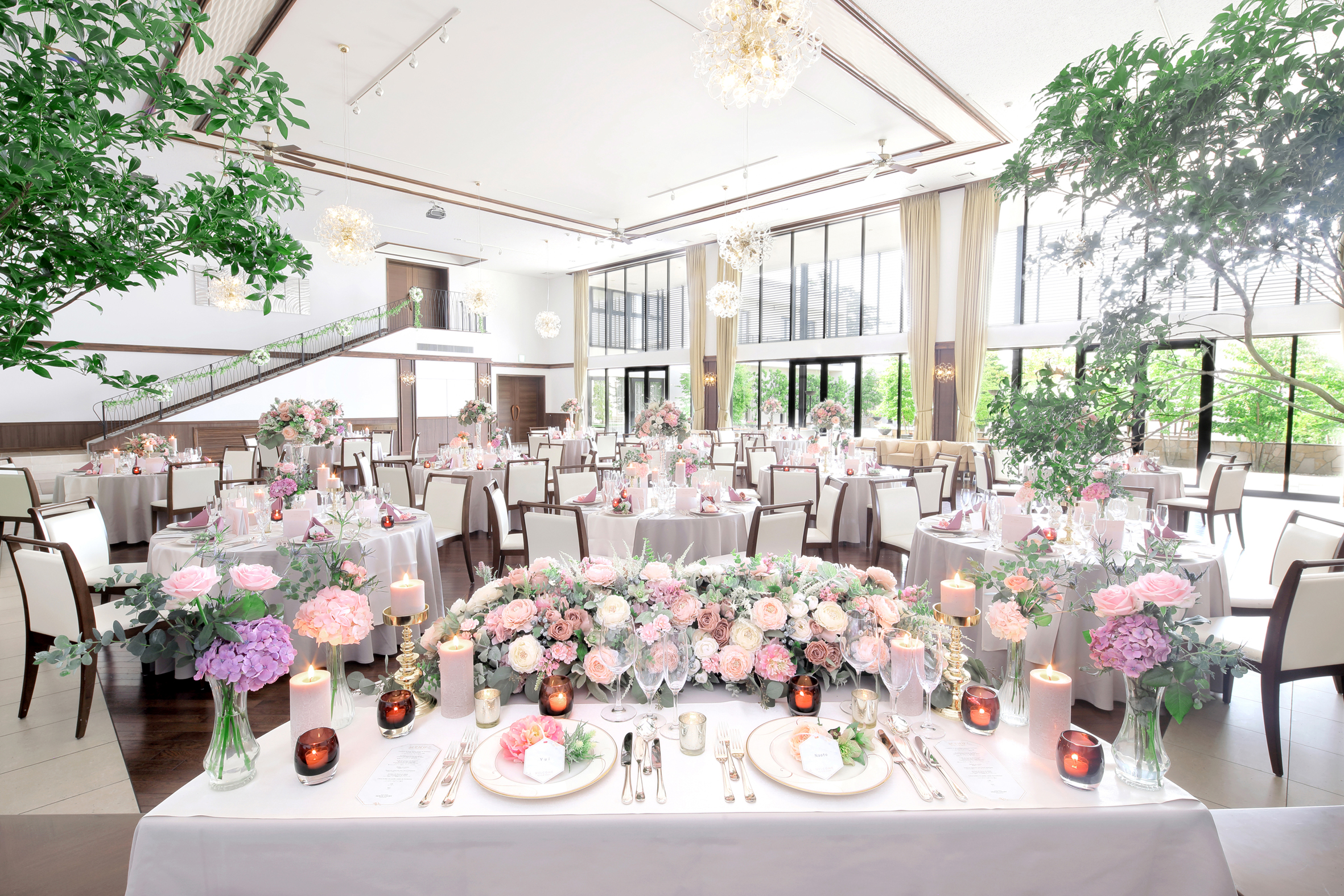 人気のデザートビュッフェを楽しめます♪春を感じるストロベリースイーツが沢山！見学＆見積相談もOK！