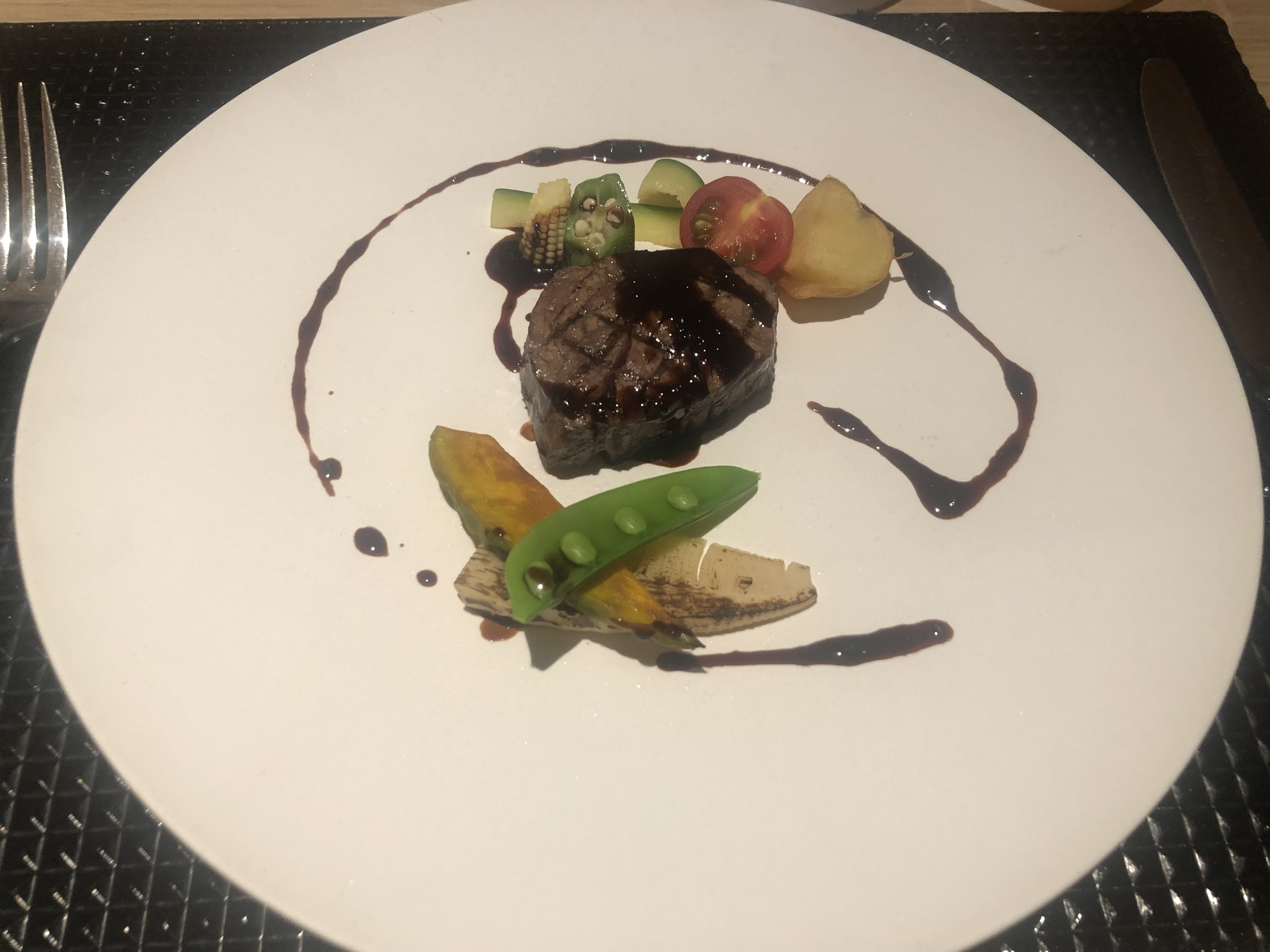 ザ ストリングス表参道