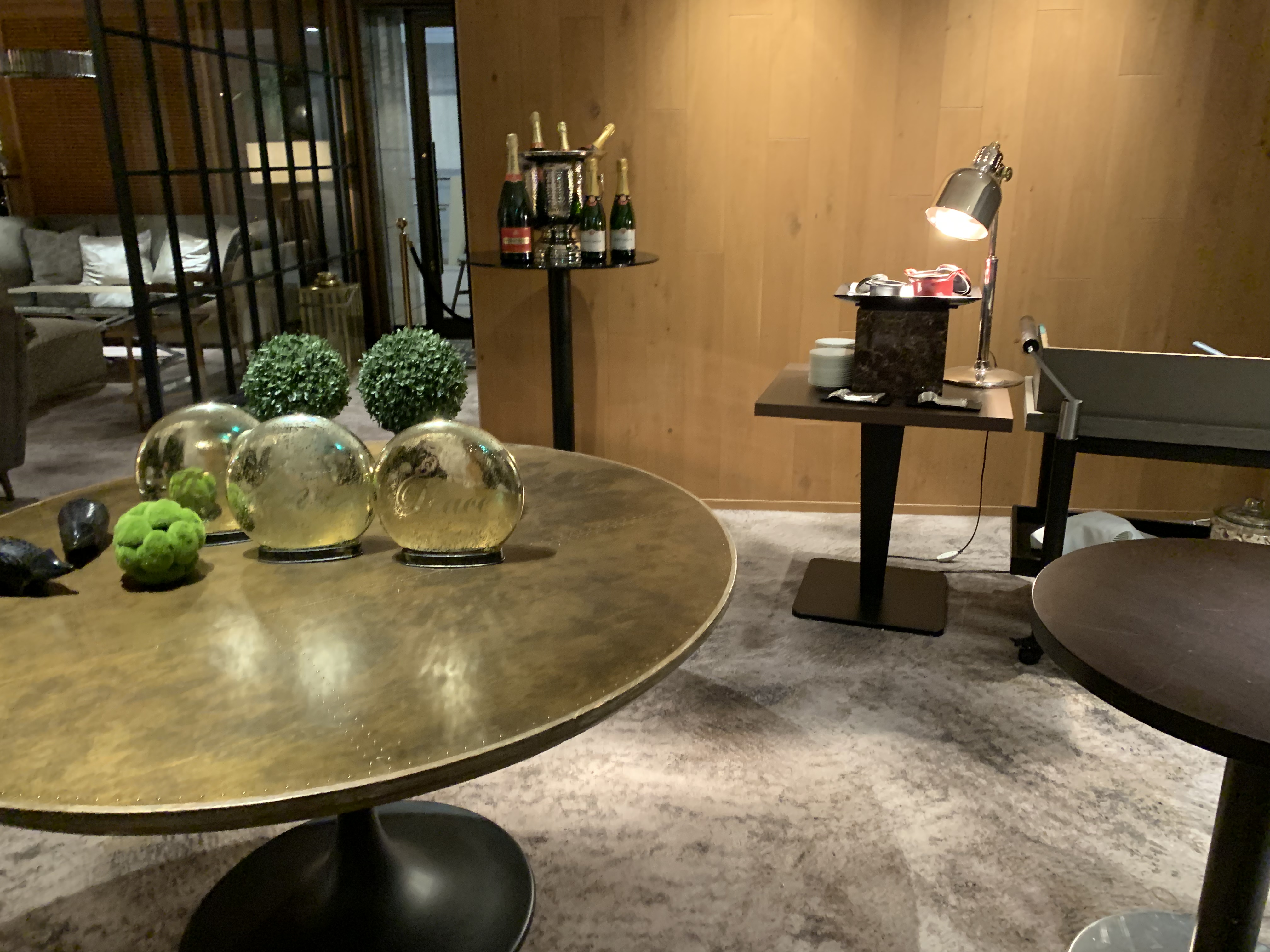 ザ ストリングス表参道