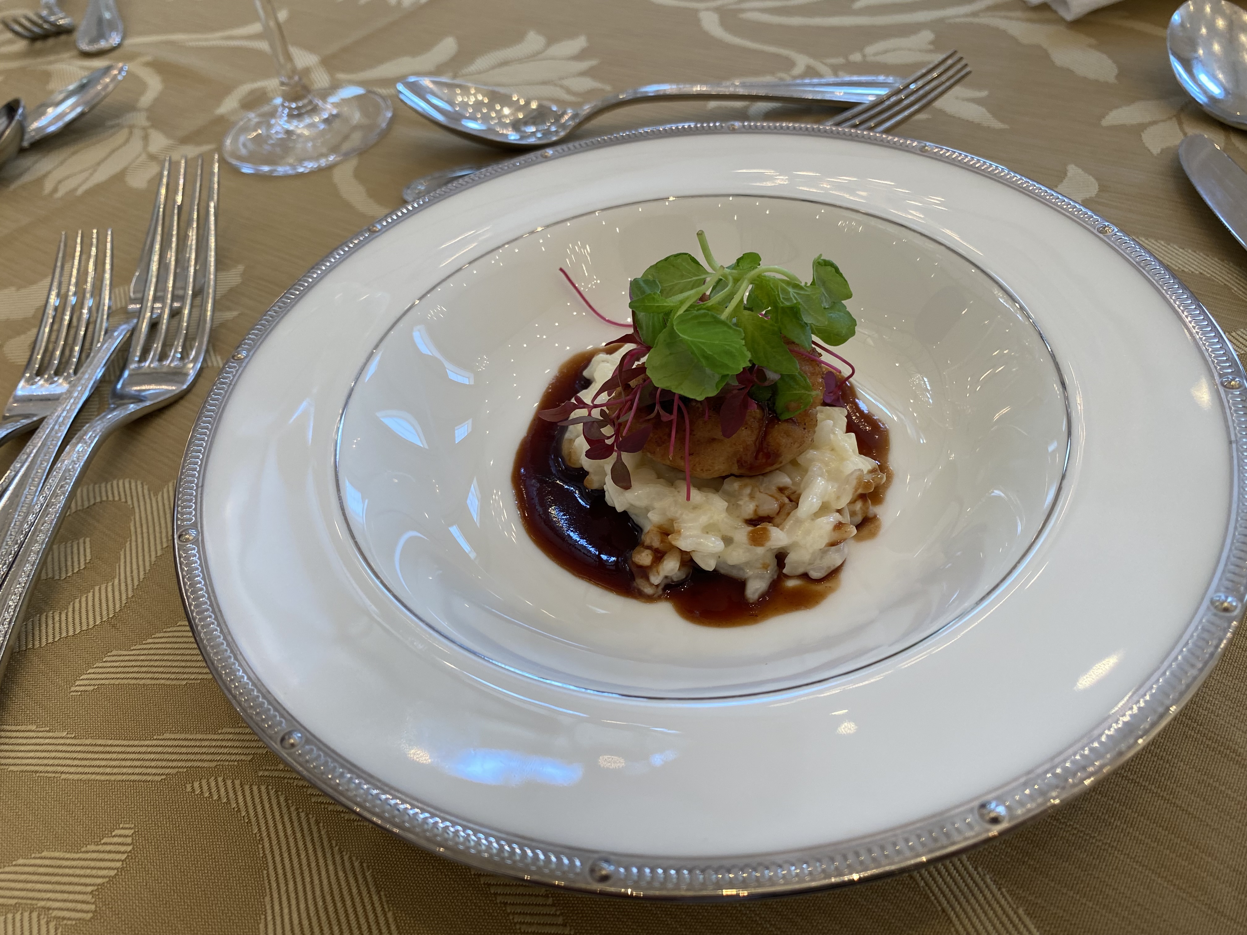 18 (アンウィット) Produced by Casa d' Angela