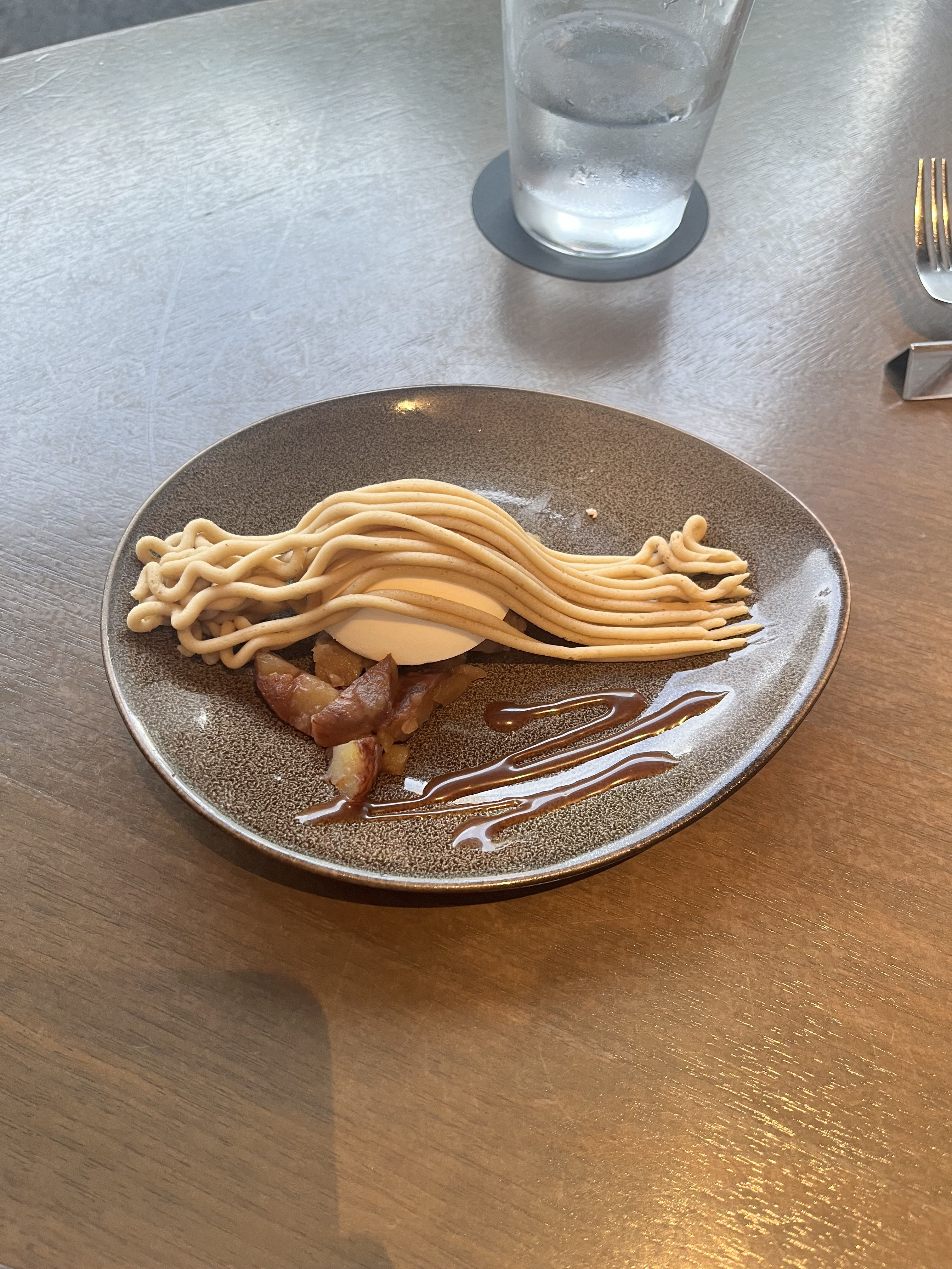 ザ ストリングス表参道