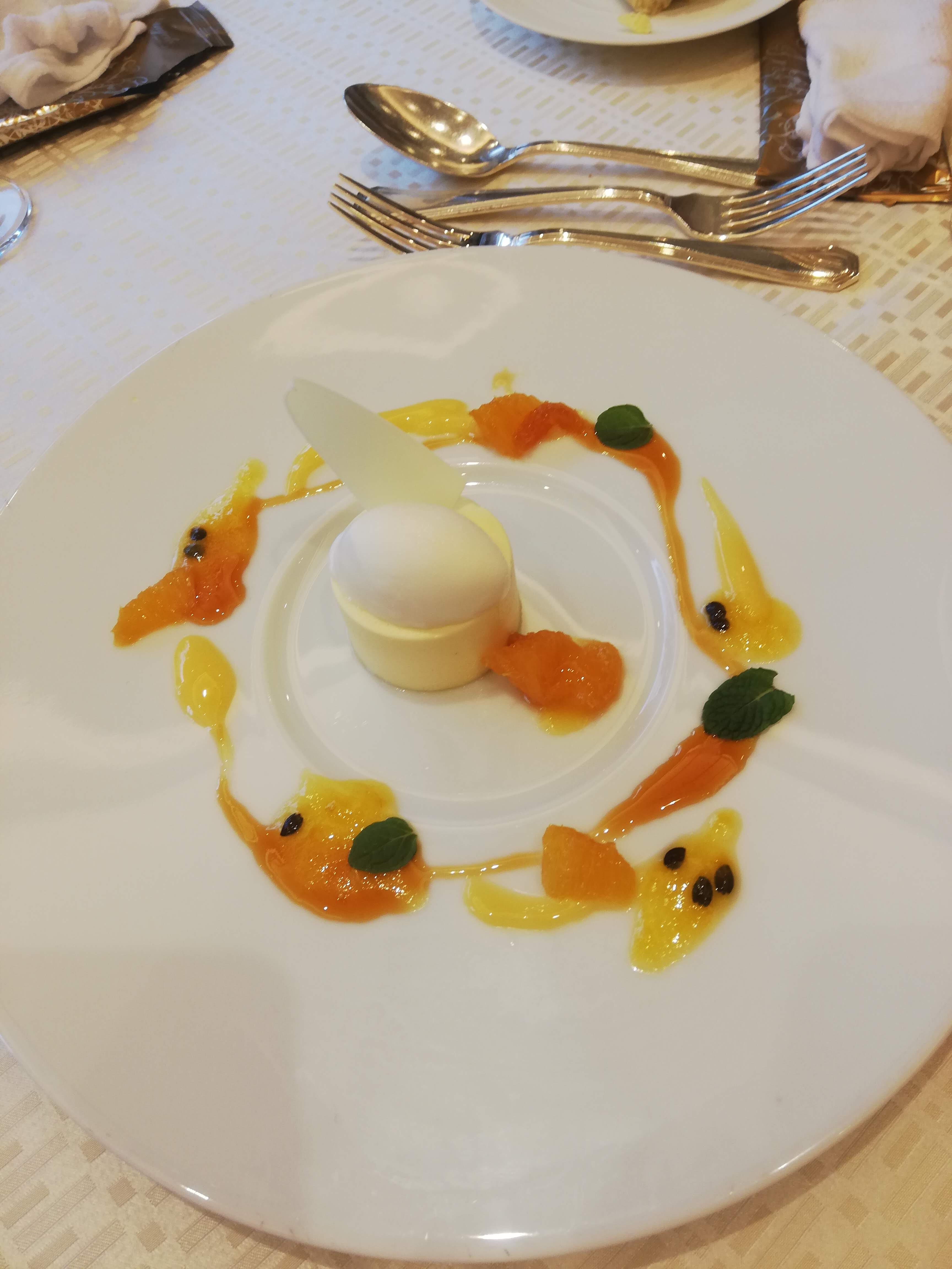 ザ ストリングス表参道