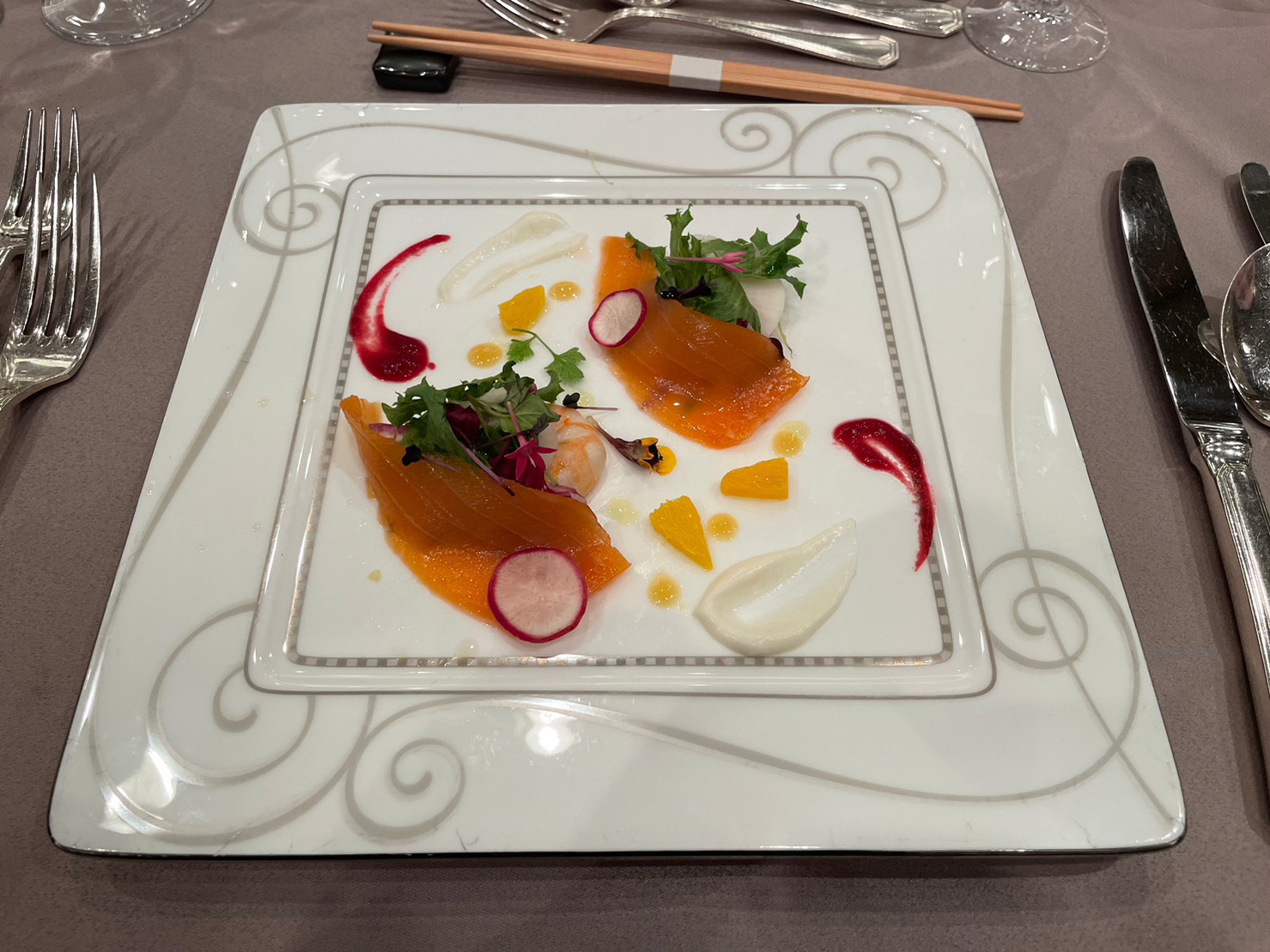 ザ ストリングス表参道