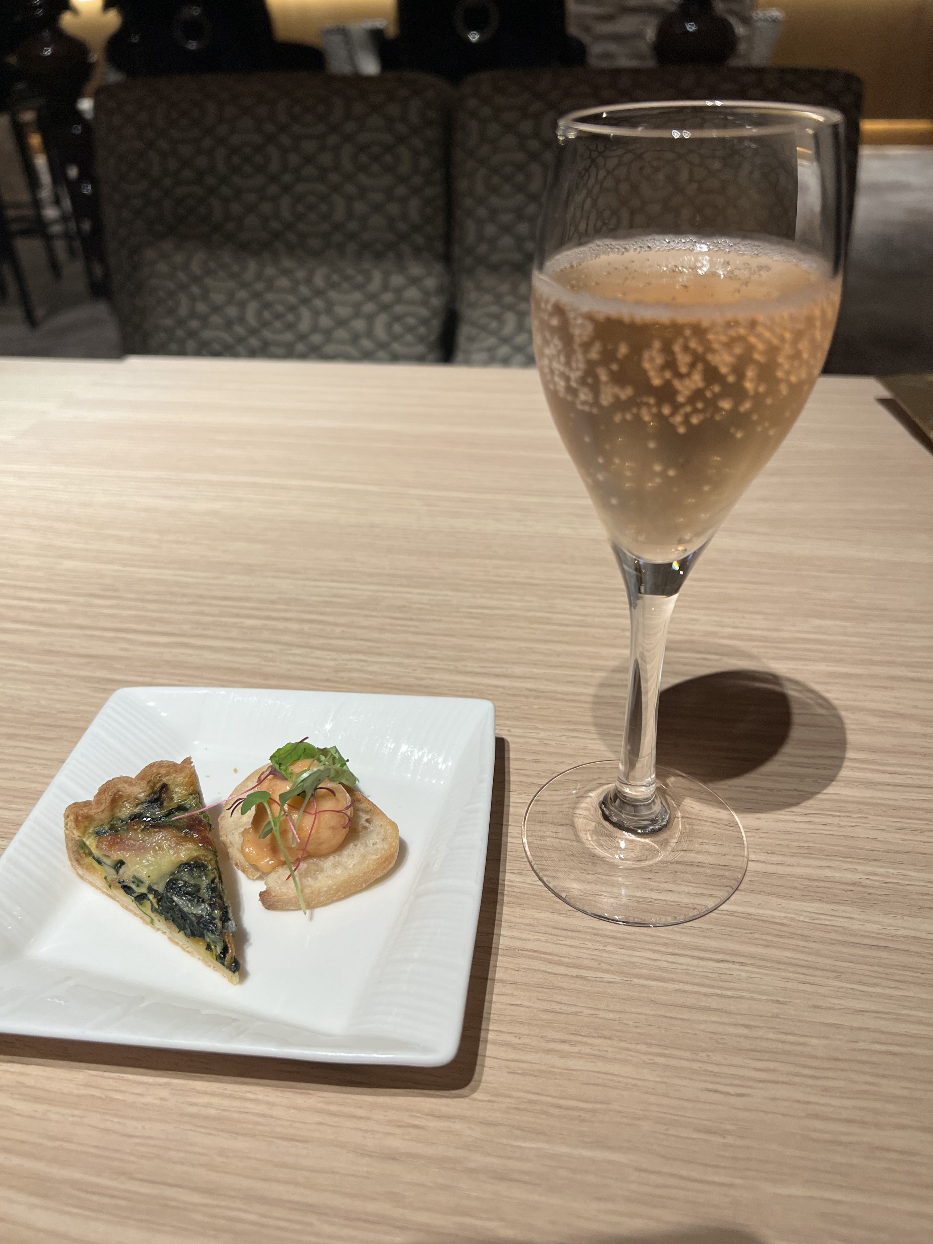 ザ ストリングス表参道