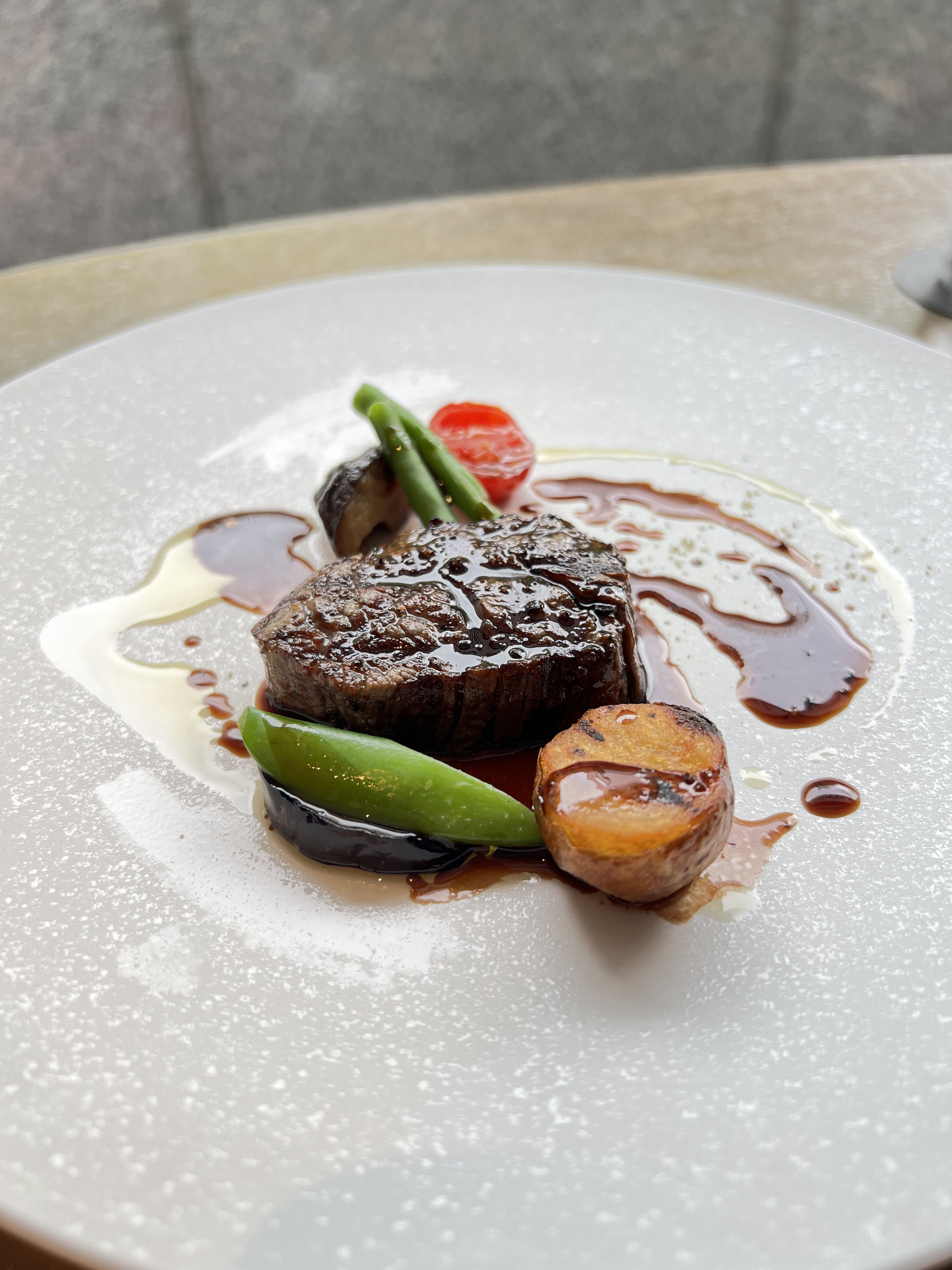 ザ ストリングス表参道