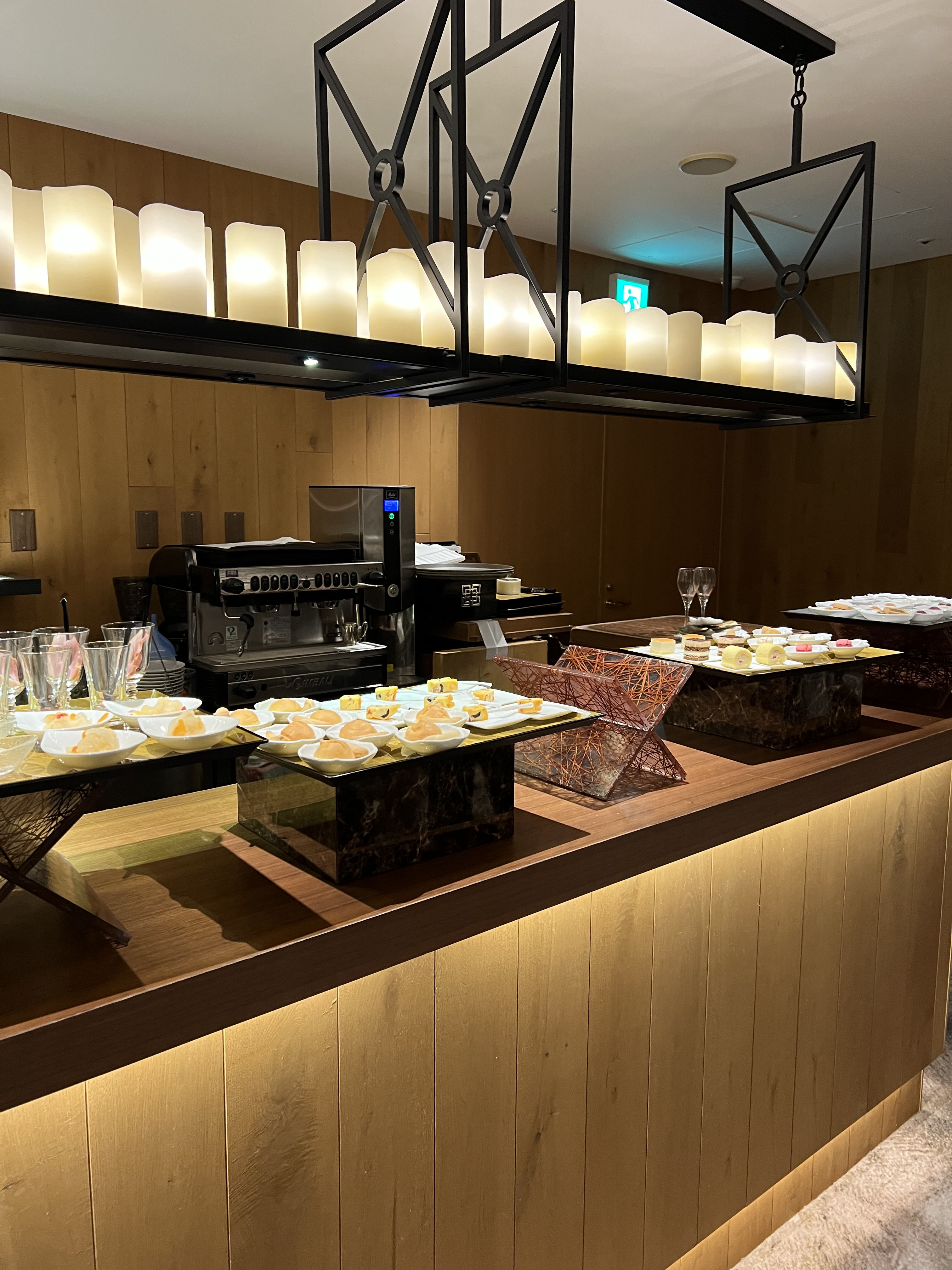 ザ ストリングス表参道