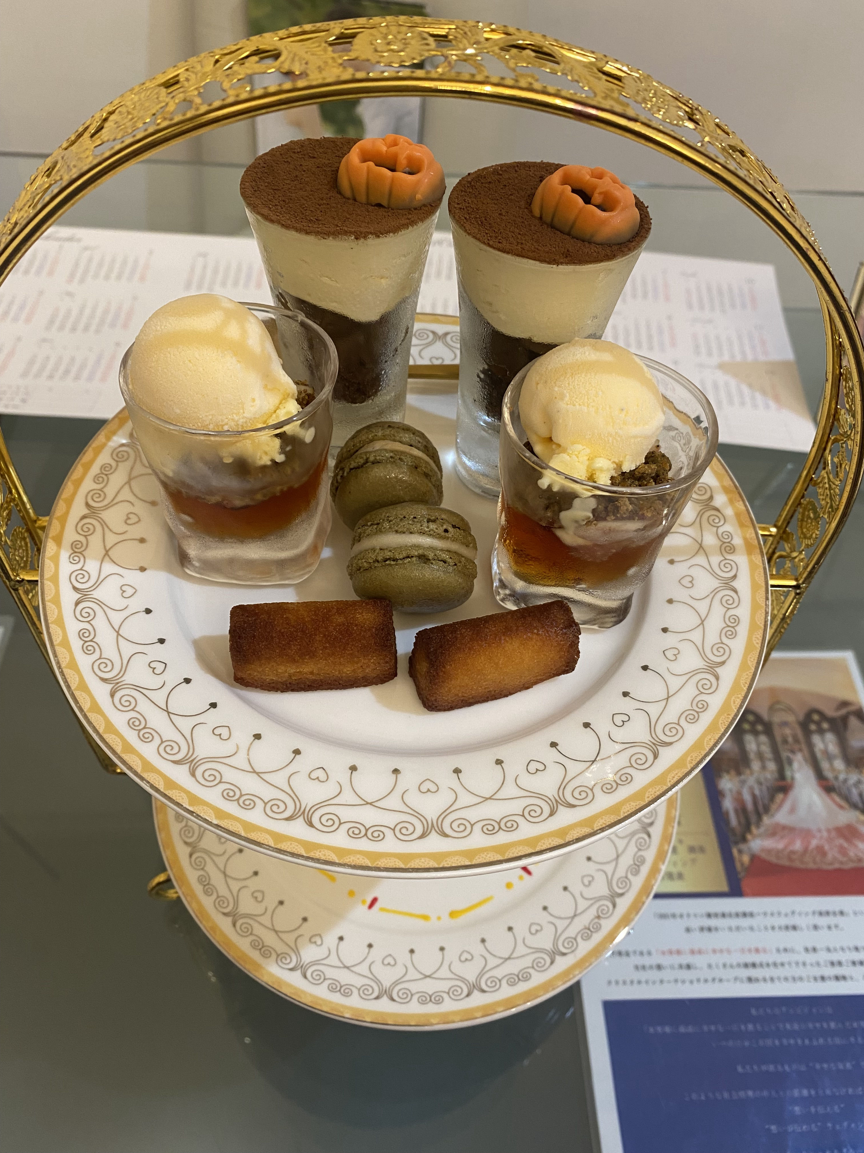 セント・ラファエロチャペル御堂筋