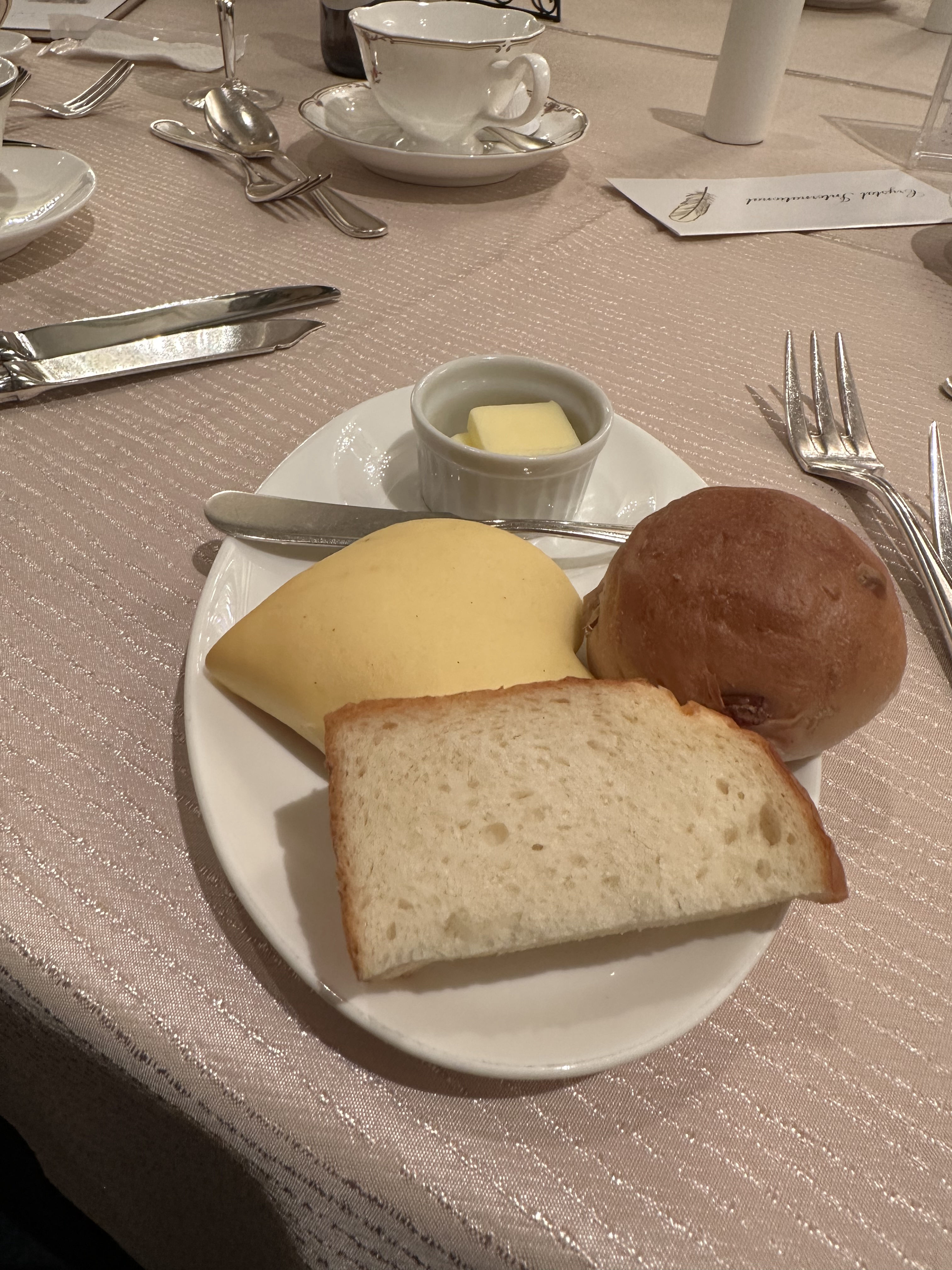 セント・ラファエロチャペル御堂筋