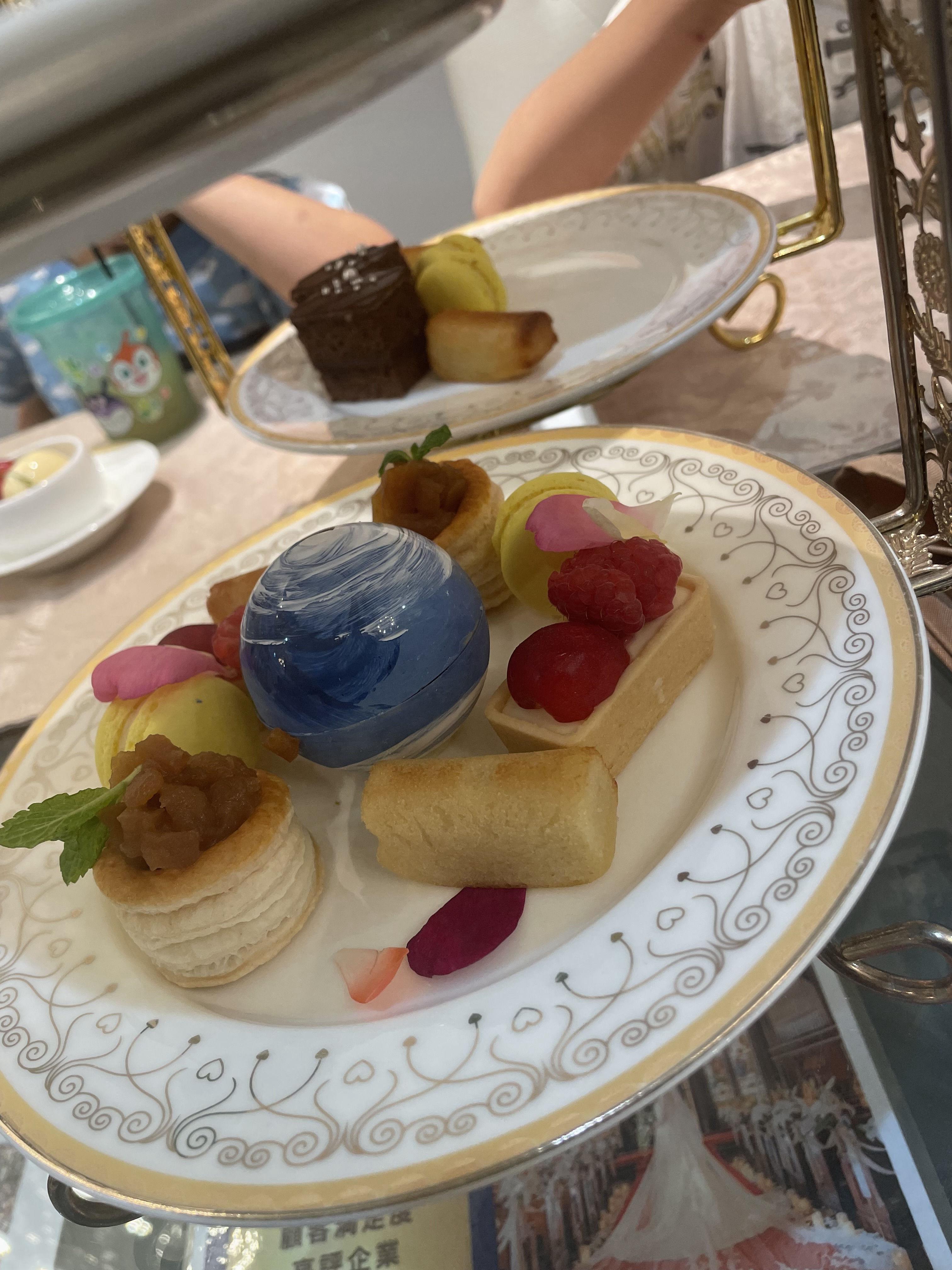 セント・ラファエロチャペル御堂筋