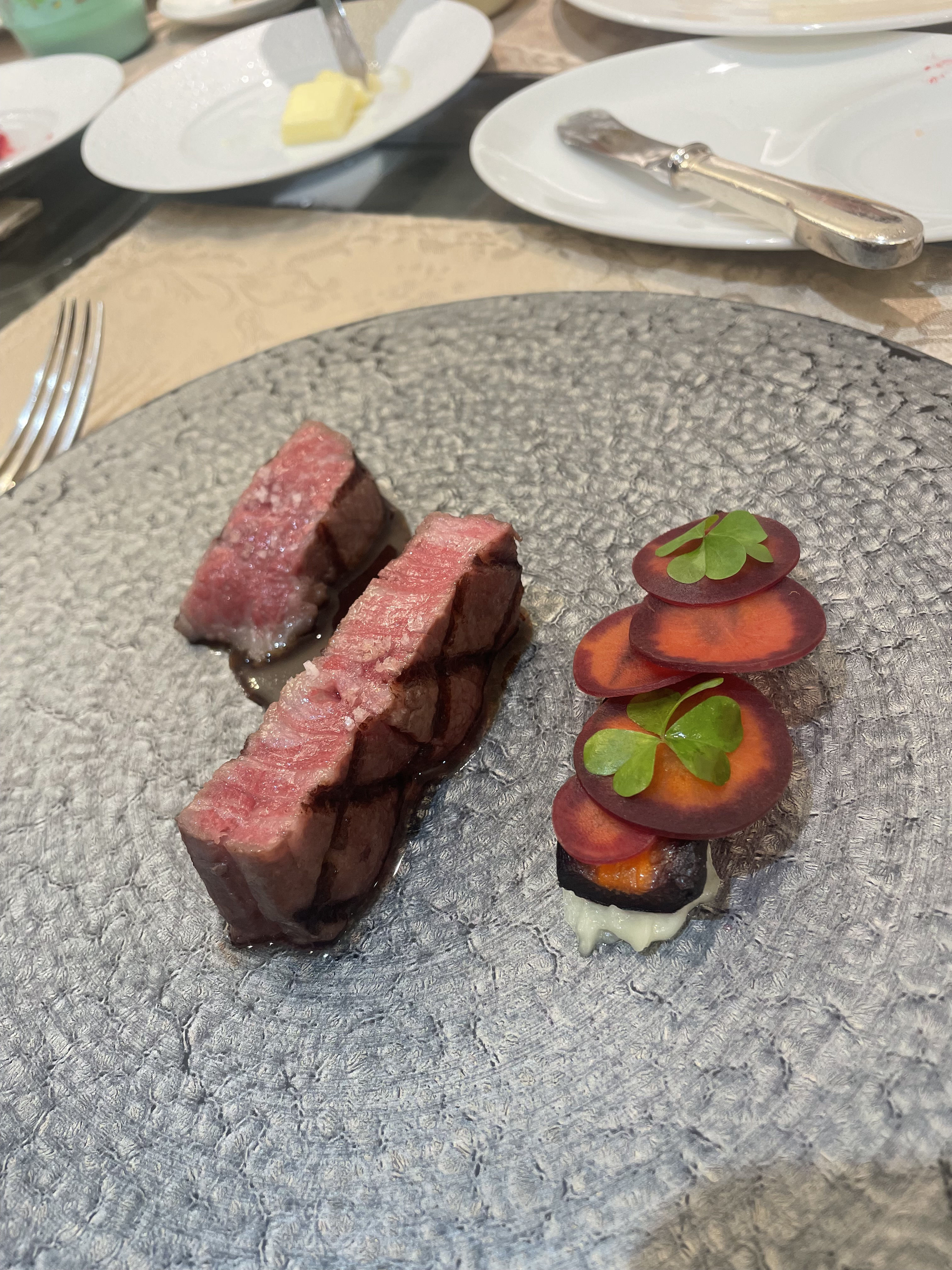 セント・ラファエロチャペル御堂筋