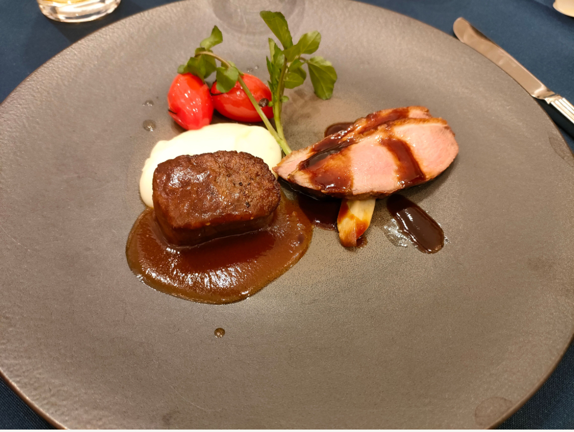 アンフェリシオン