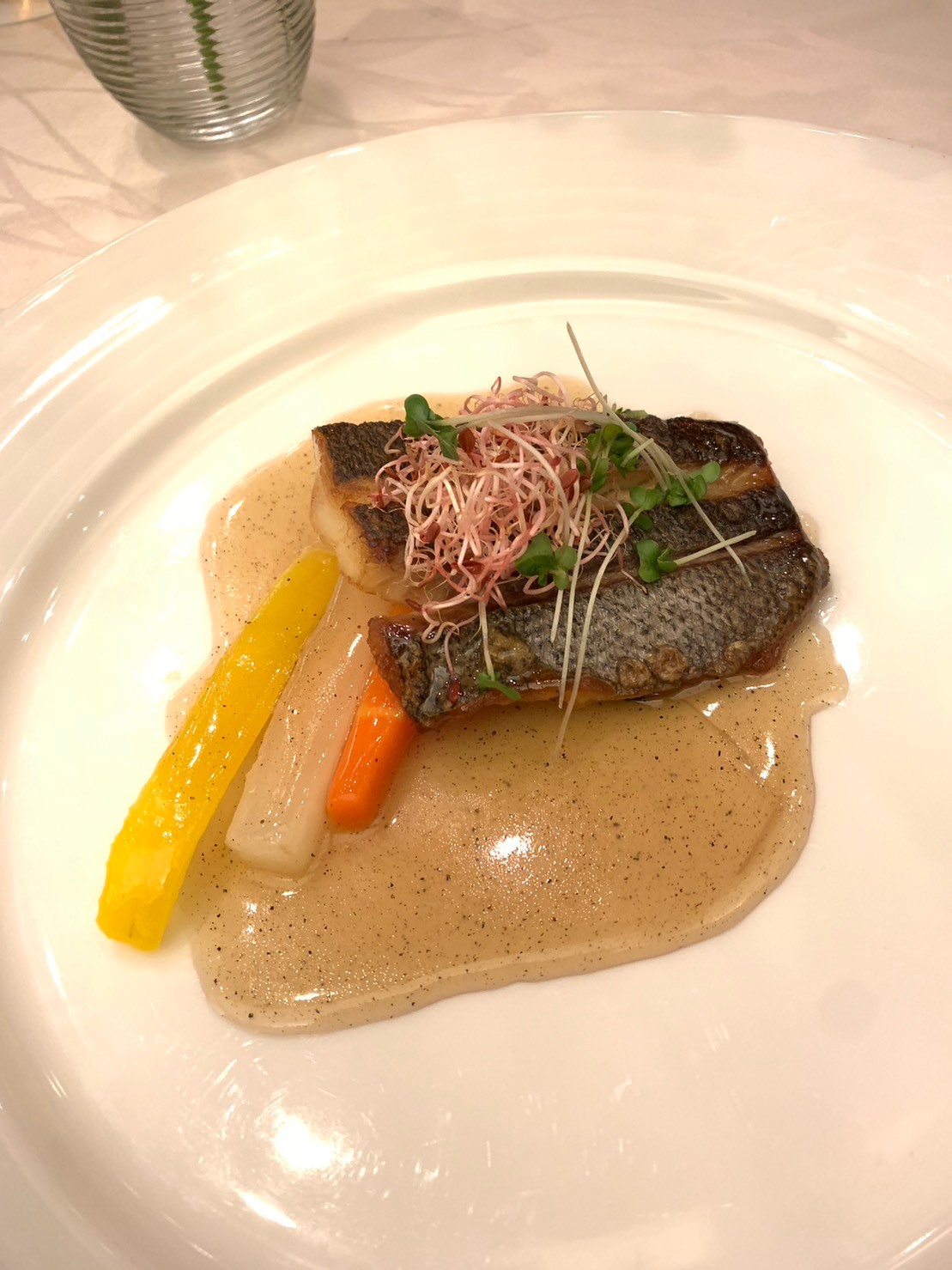 ウエディングレストラン ジュレ