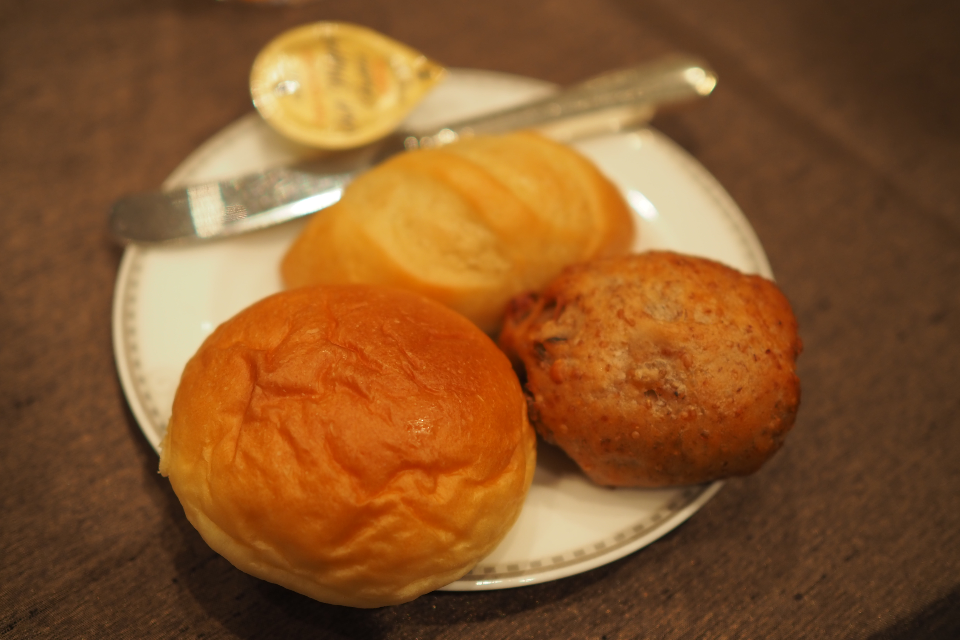 ザ ストリングス表参道