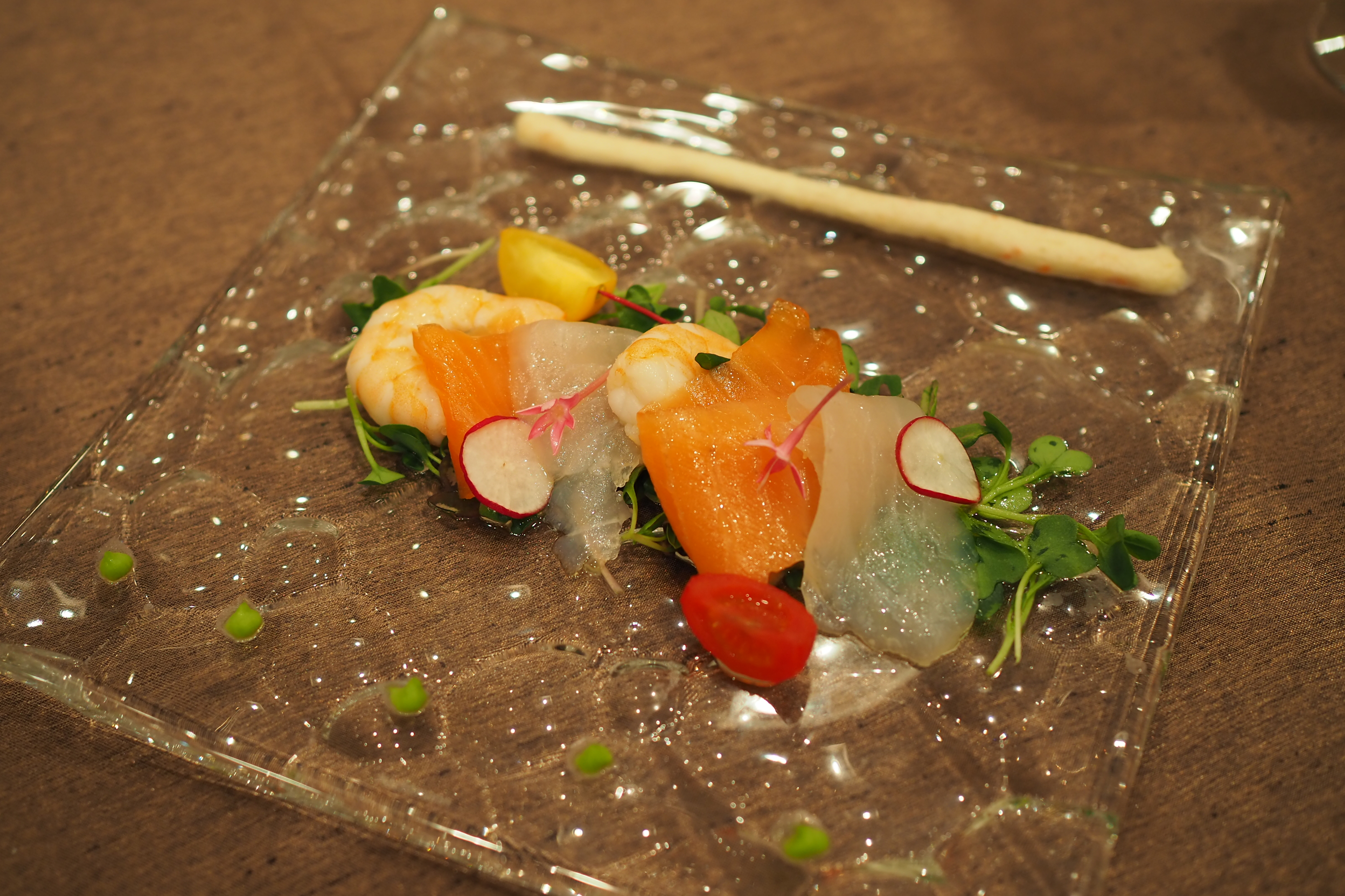 ザ ストリングス表参道