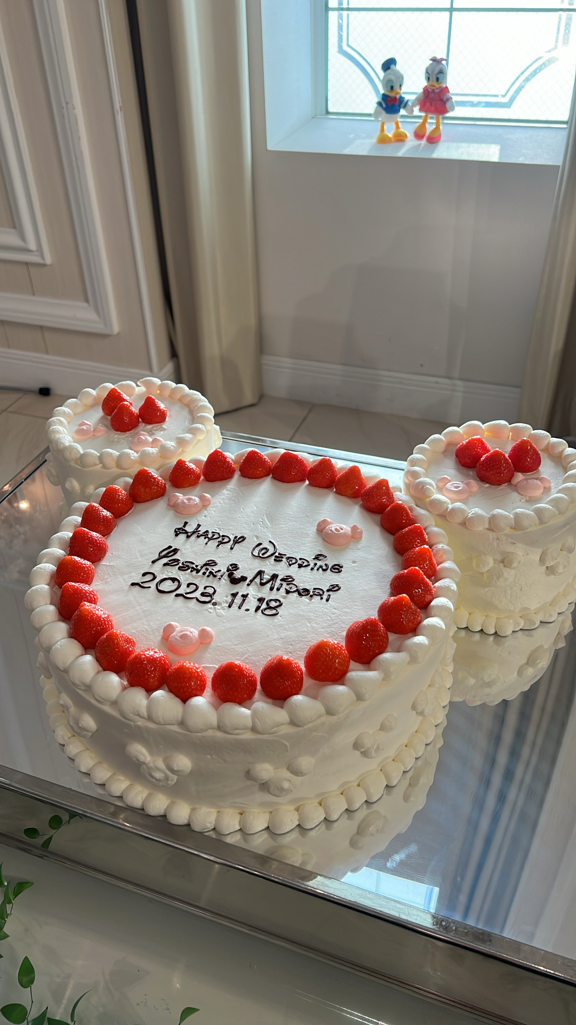 18 (アンウィット) Produced by Casa d' Angela