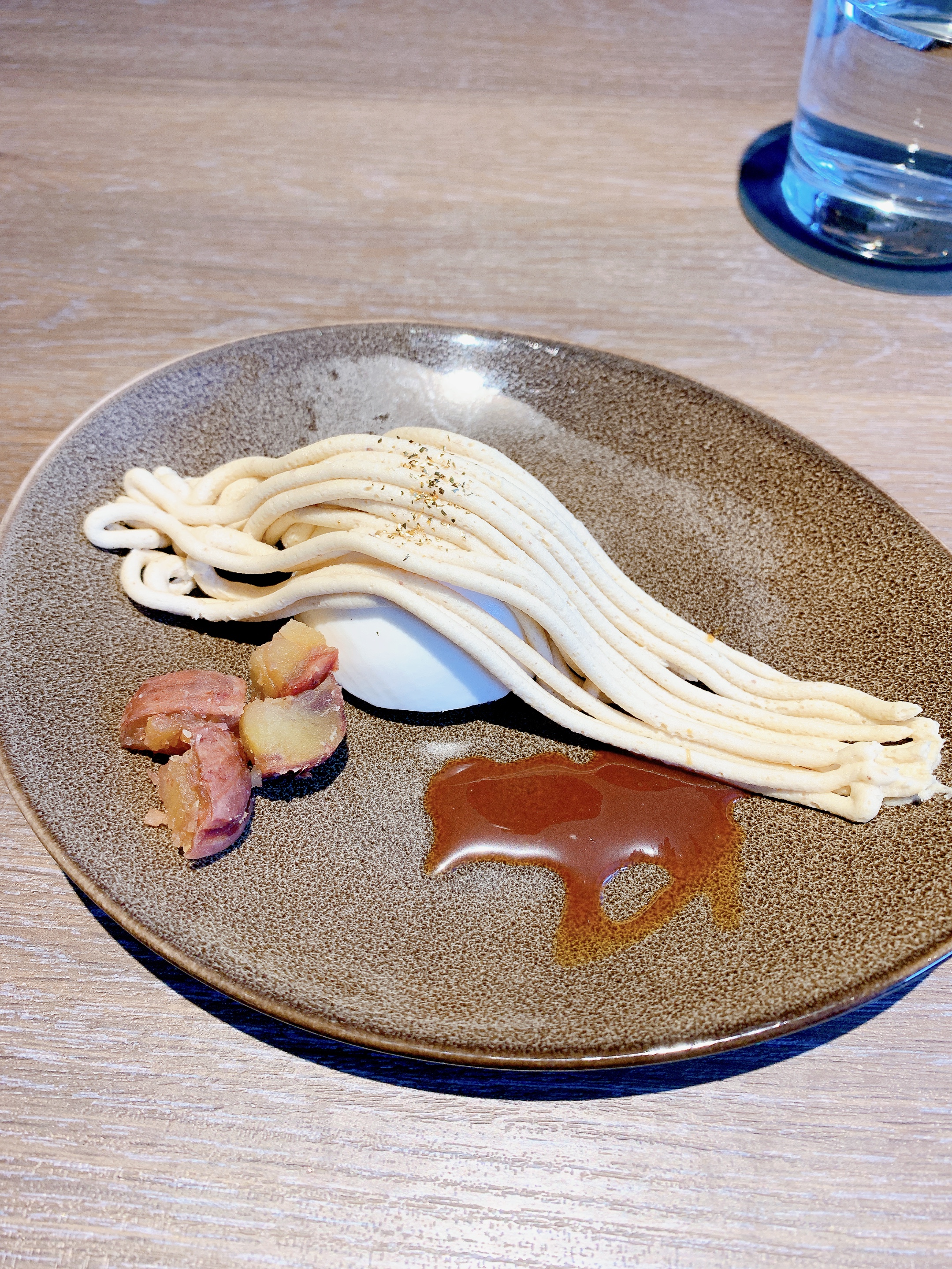 ザ ストリングス表参道