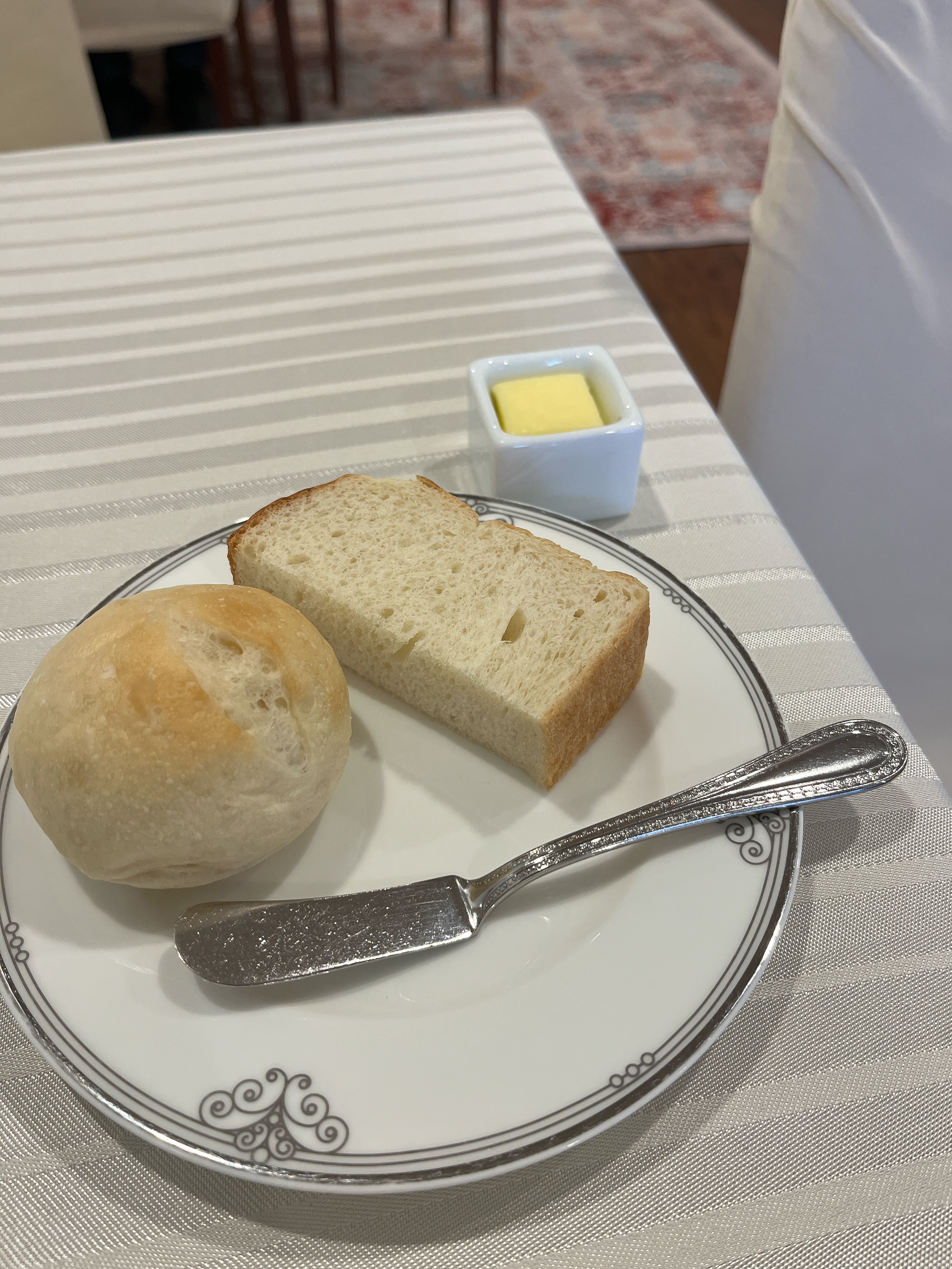 18 (アンウィット) Produced by Casa d' Angela