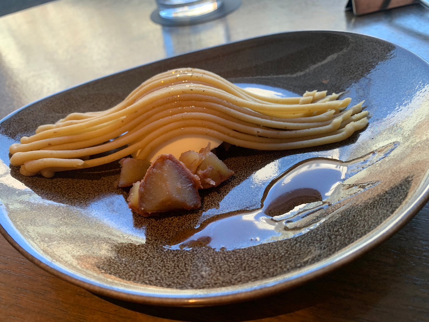 ザ ストリングス表参道