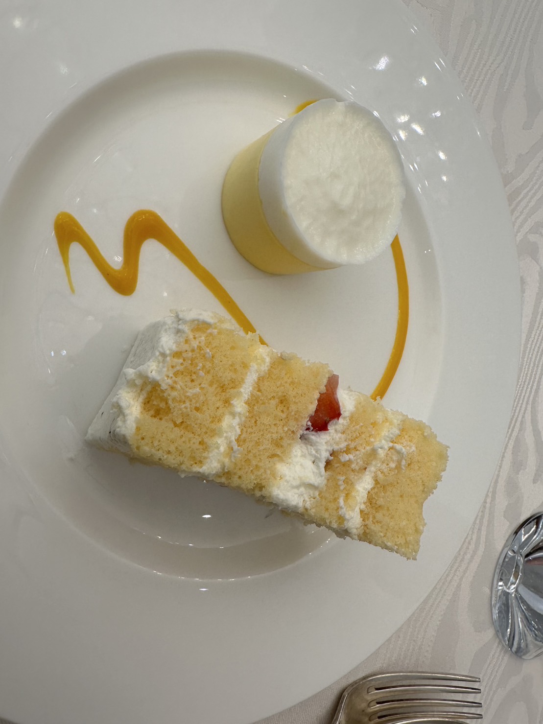 セント・ラファエロチャペル東京