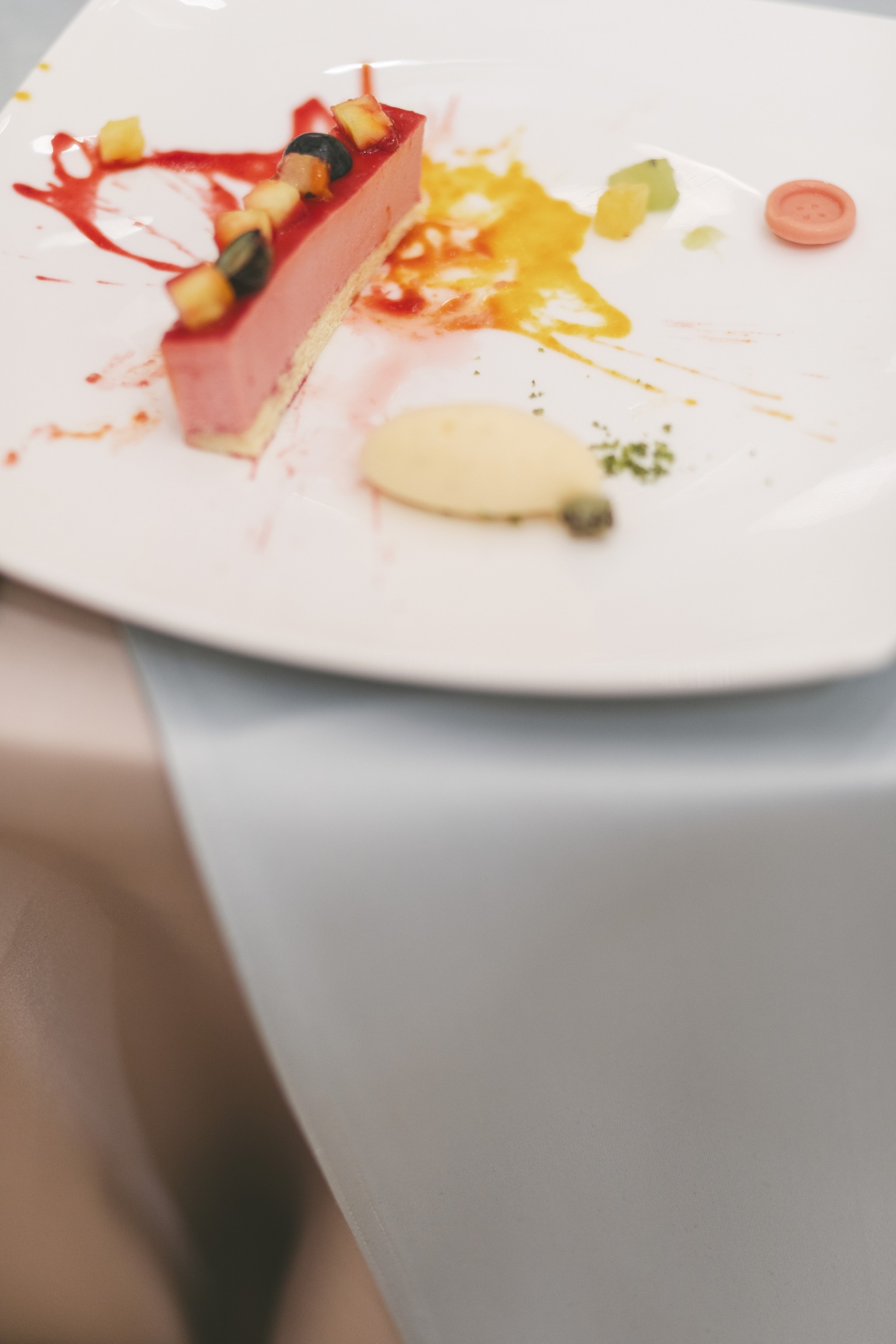 18 (アンウィット) Produced by Casa d' Angela