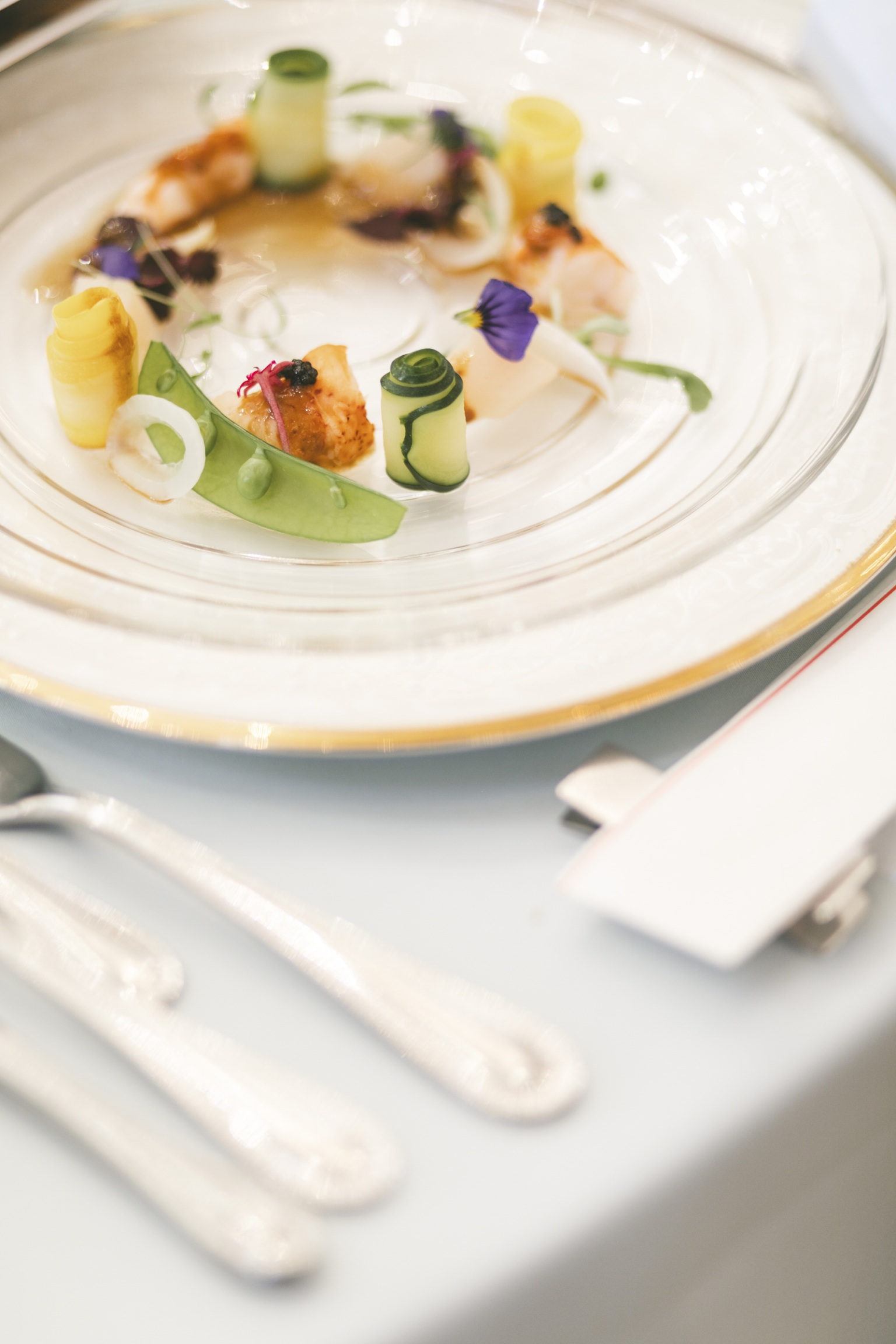 18 (アンウィット) Produced by Casa d' Angela