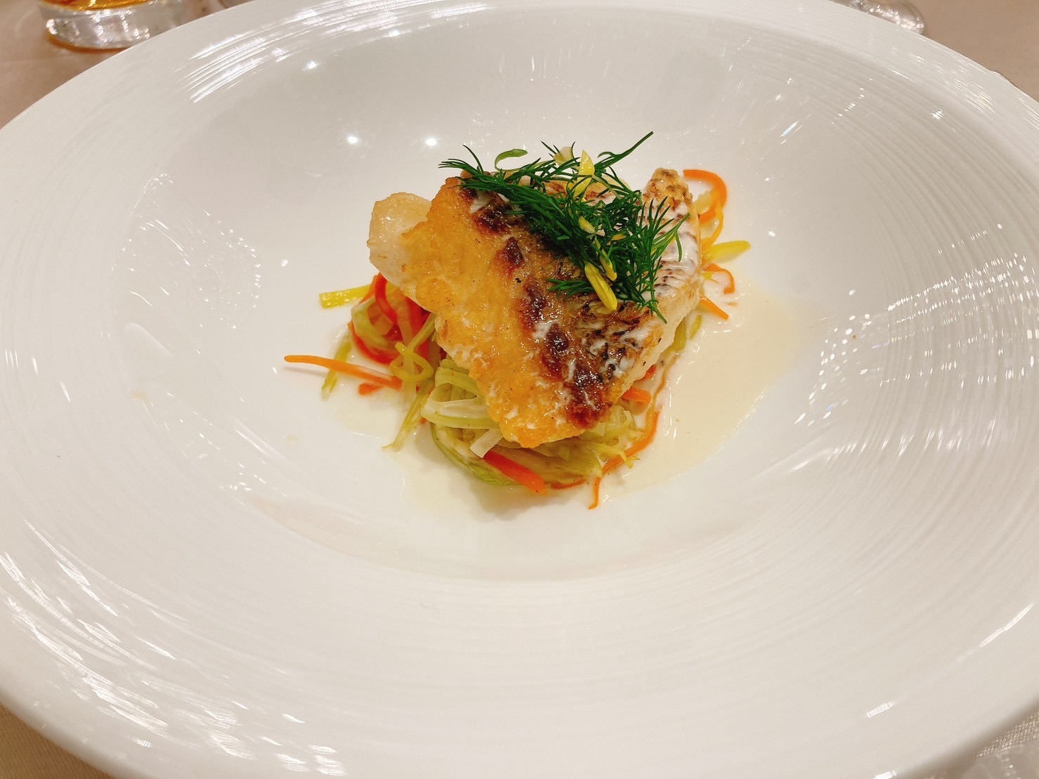 セント・ラファエロチャペル御堂筋