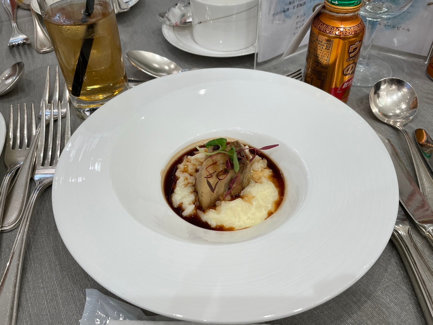 セント・ラファエロチャペル御堂筋