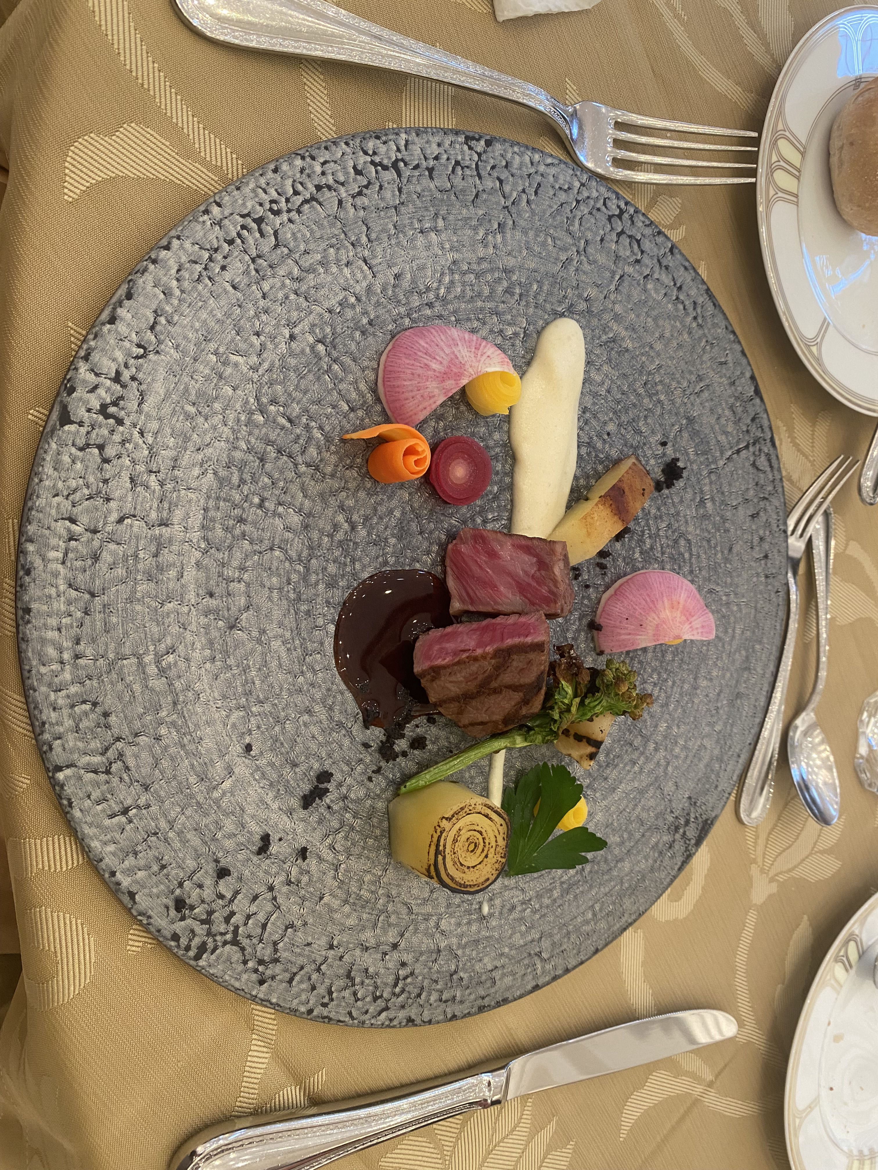 18 (アンウィット) Produced by Casa d' Angela