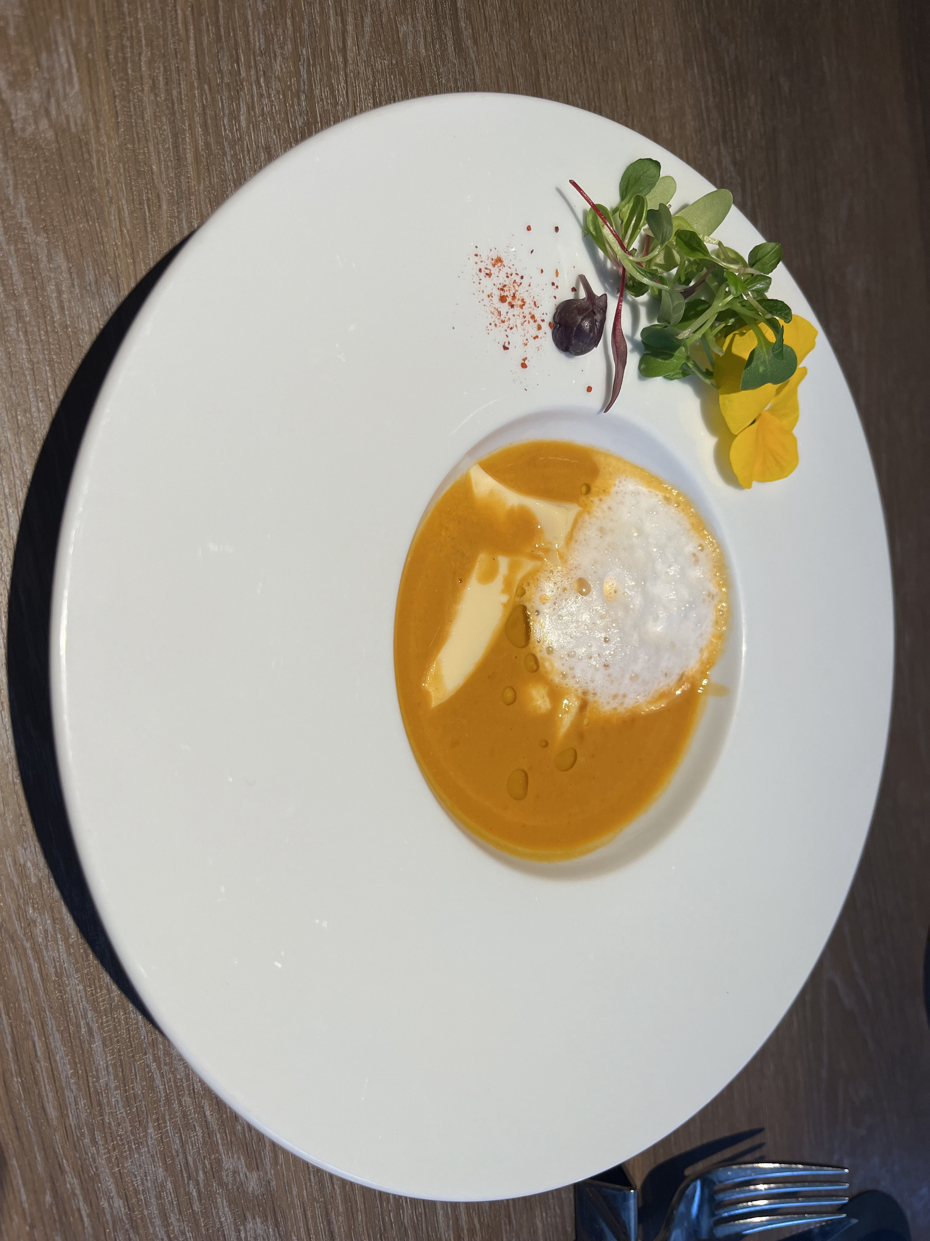 ザ ストリングス表参道