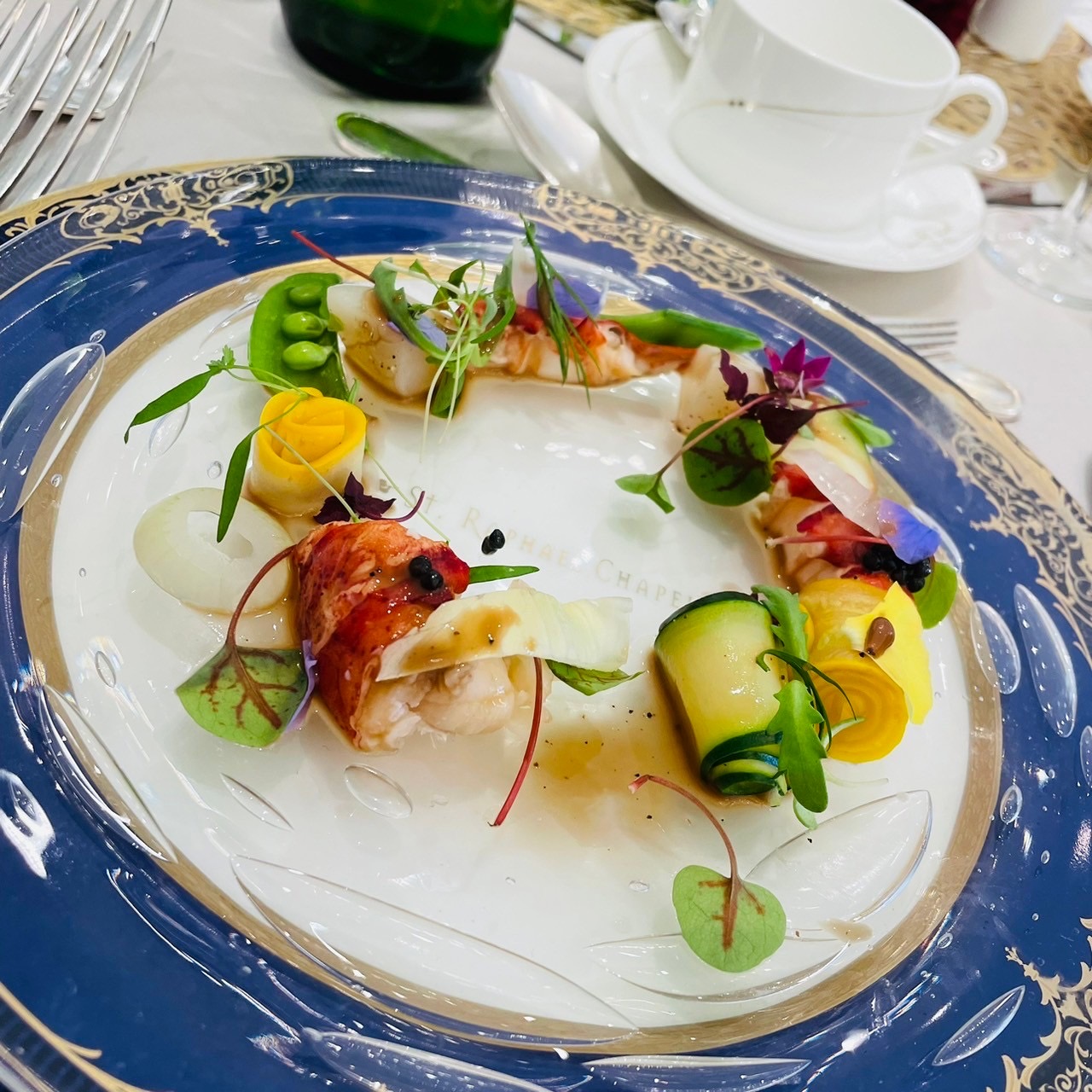 セント・ラファエロチャペル御堂筋