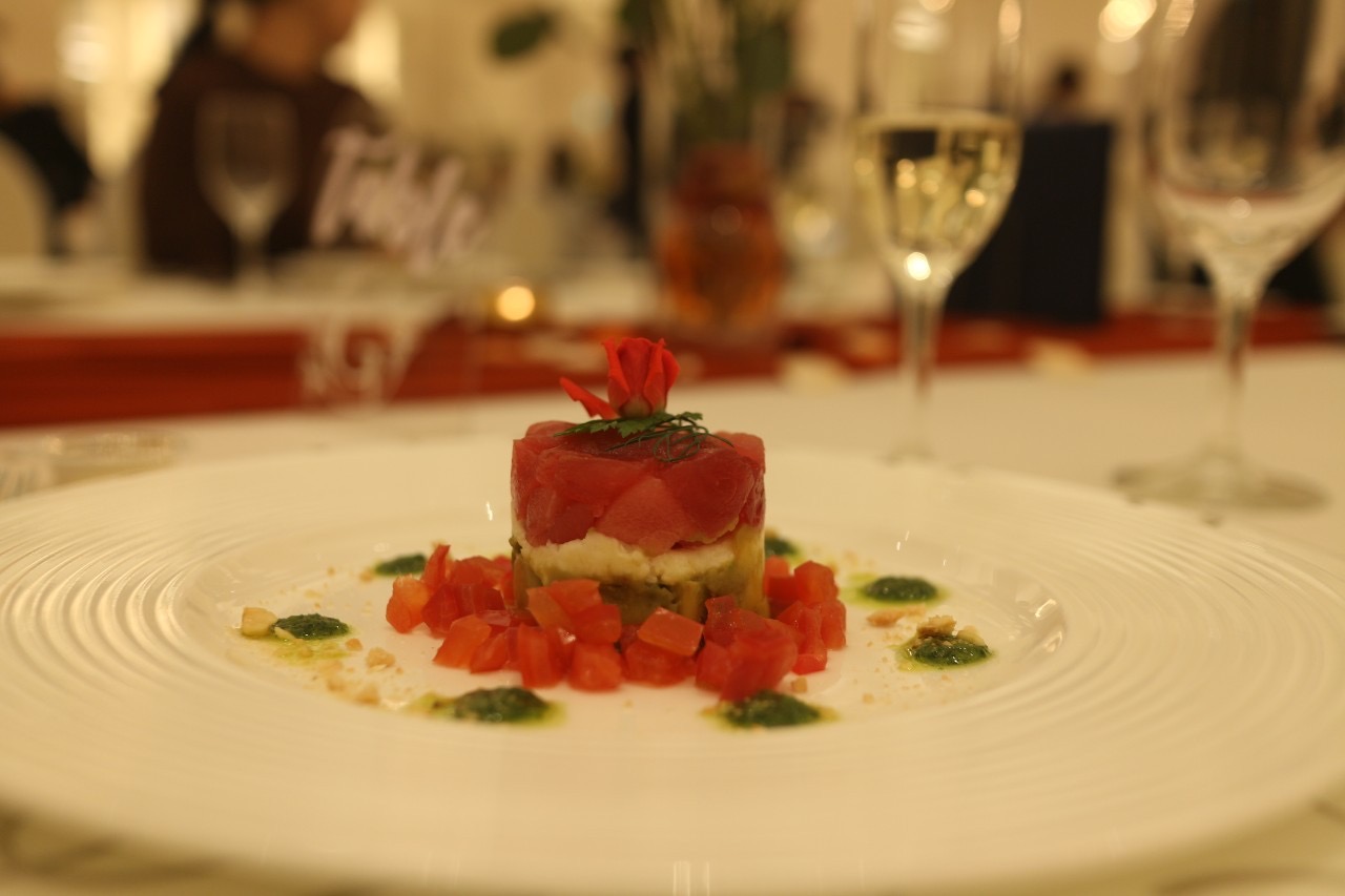 アンフェリシオン