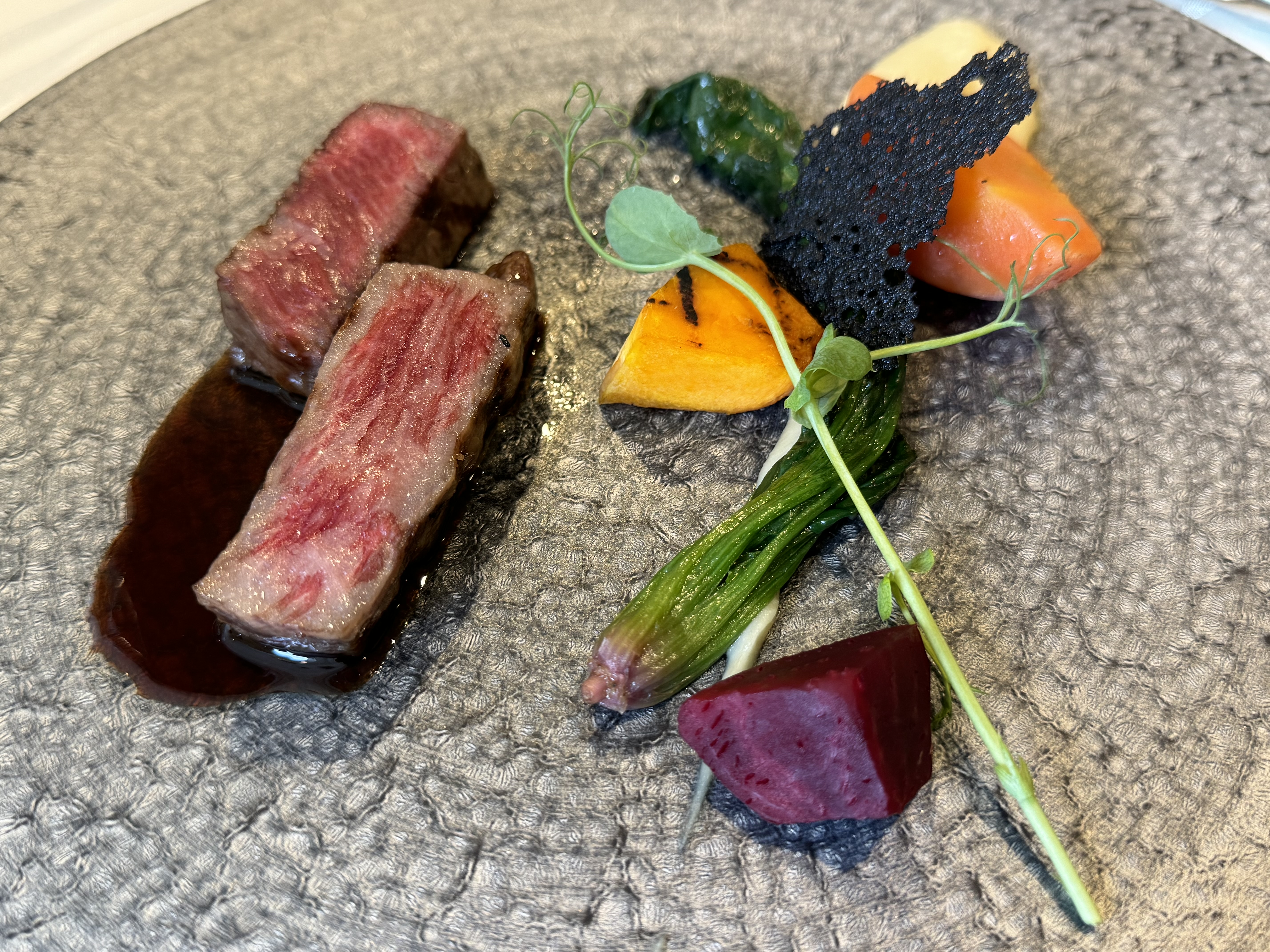 18 (アンウィット) Produced by Casa d' Angela