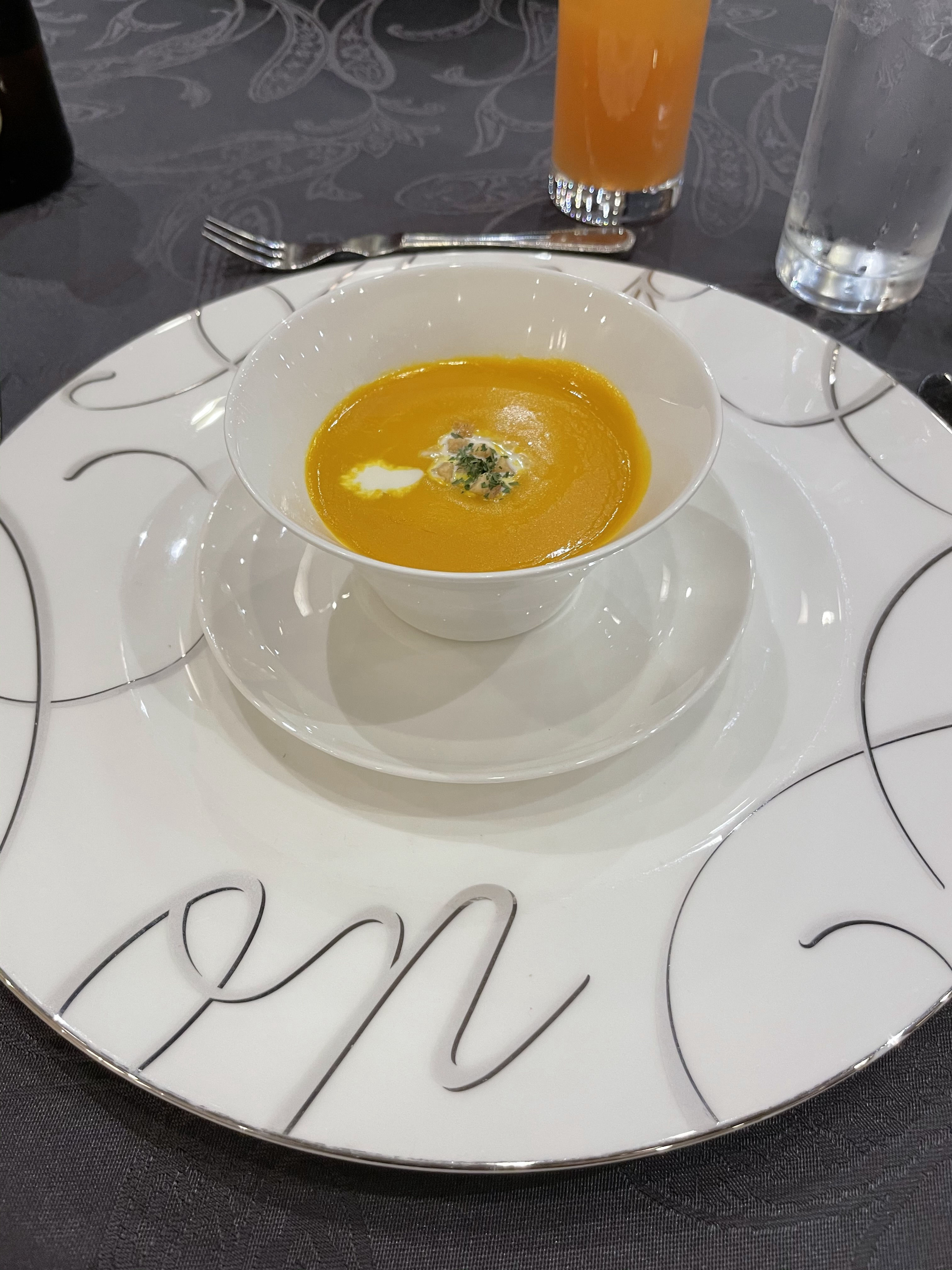 アンフェリシオン