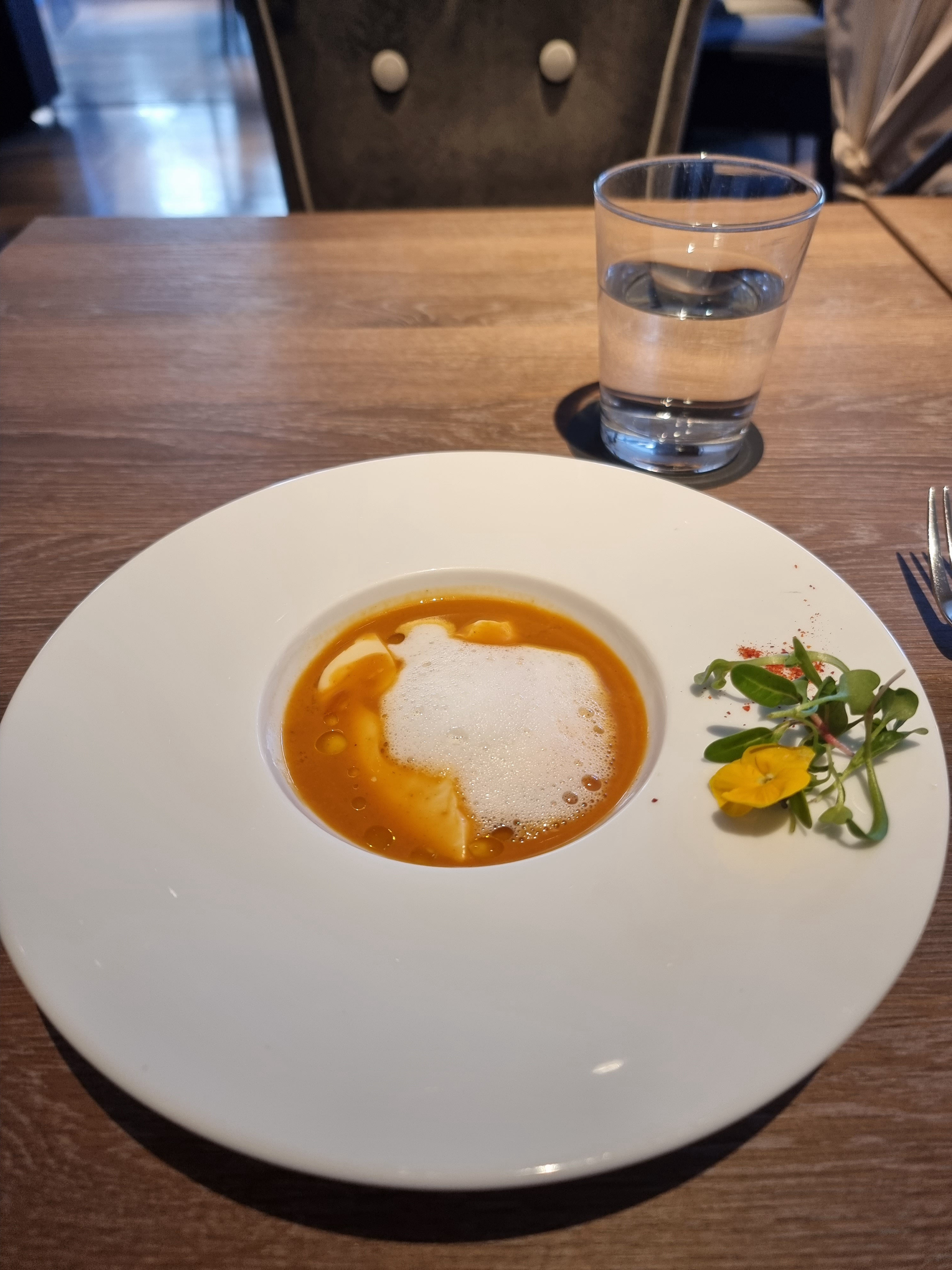 ザ ストリングス表参道