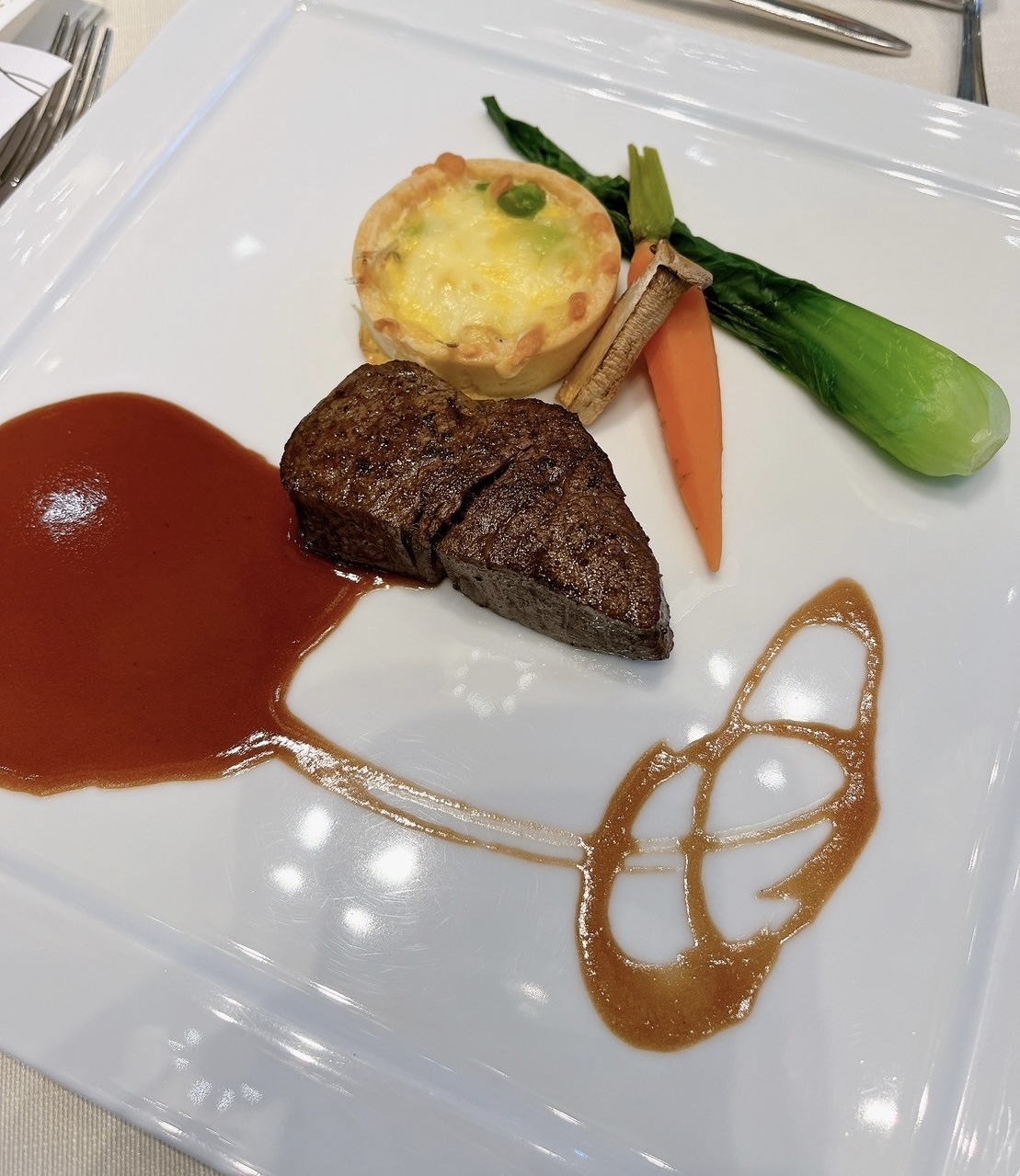 THE SEASONS LANDMARK KOBE KITANO