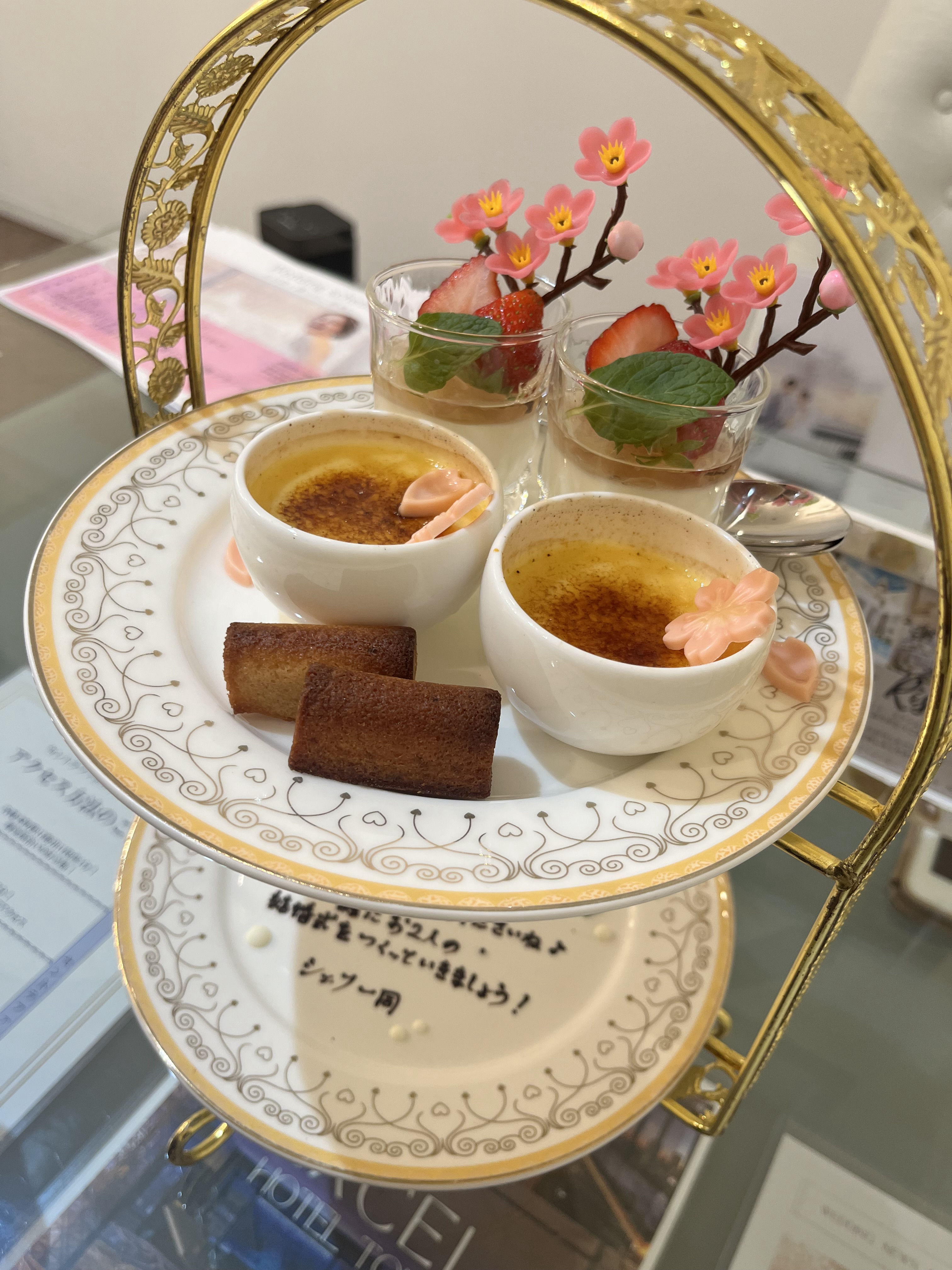 セント・ラファエロチャペル御堂筋