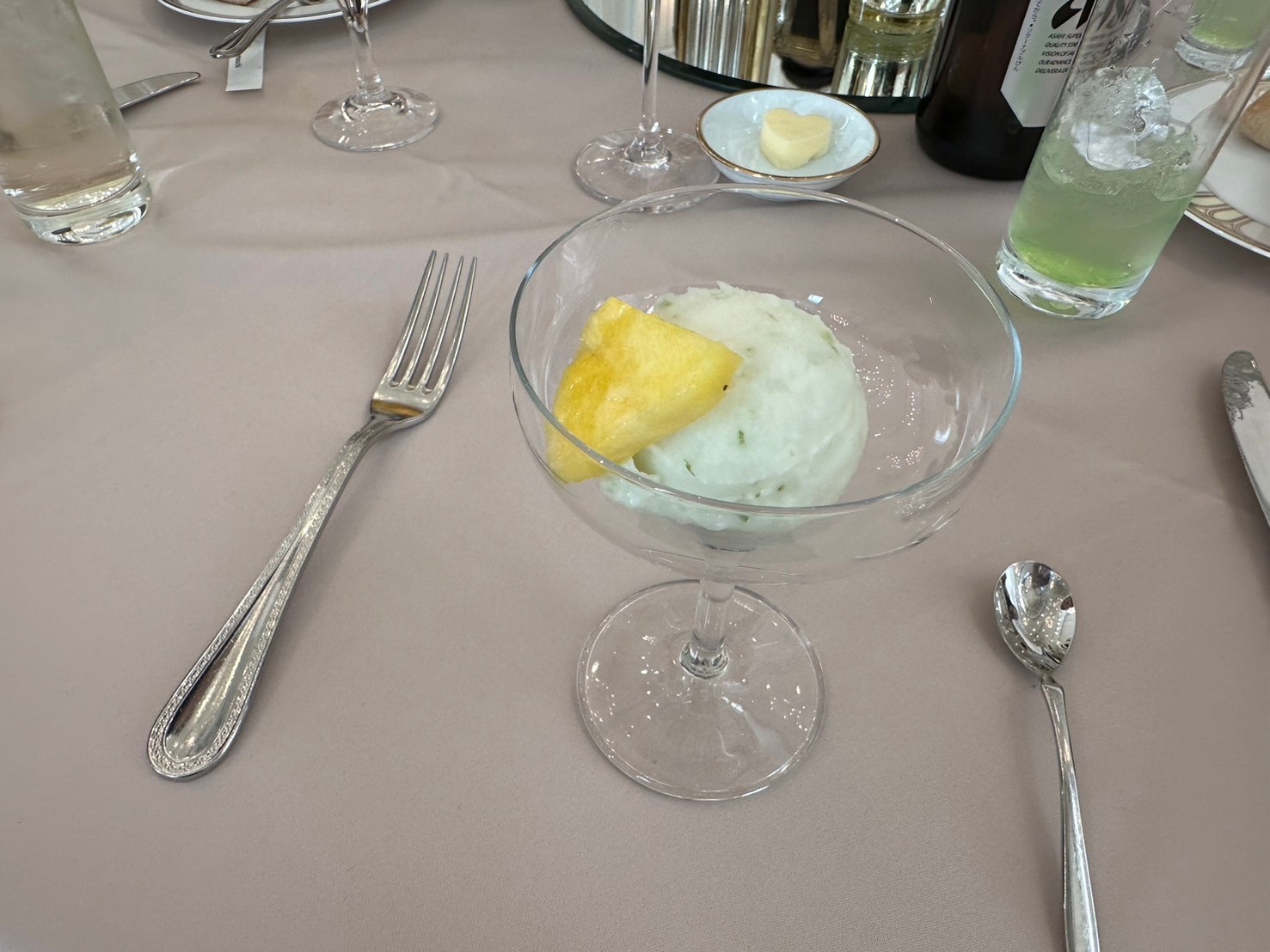 18 (アンウィット) Produced by Casa d' Angela