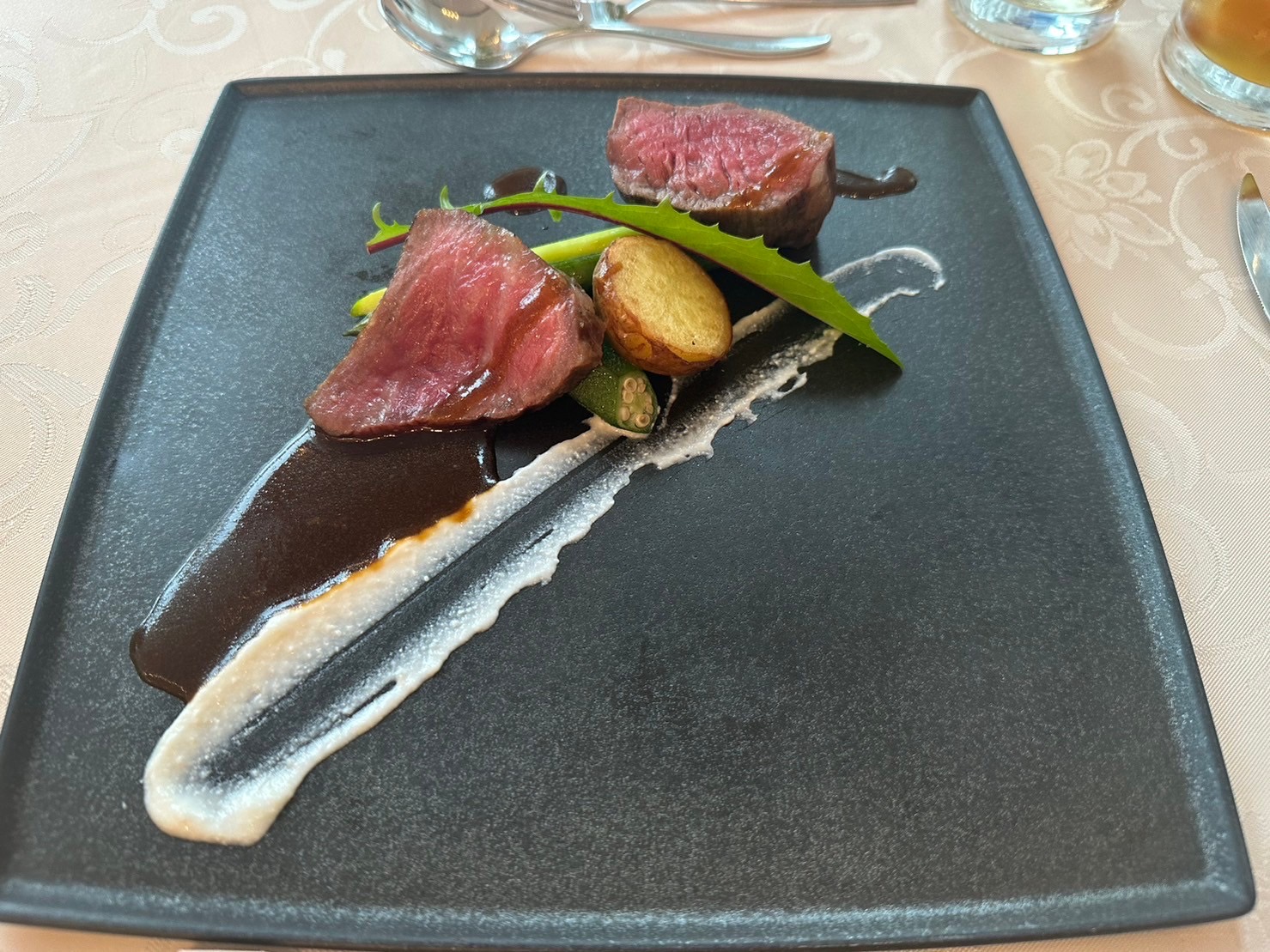 The 33 Sense of Wedding