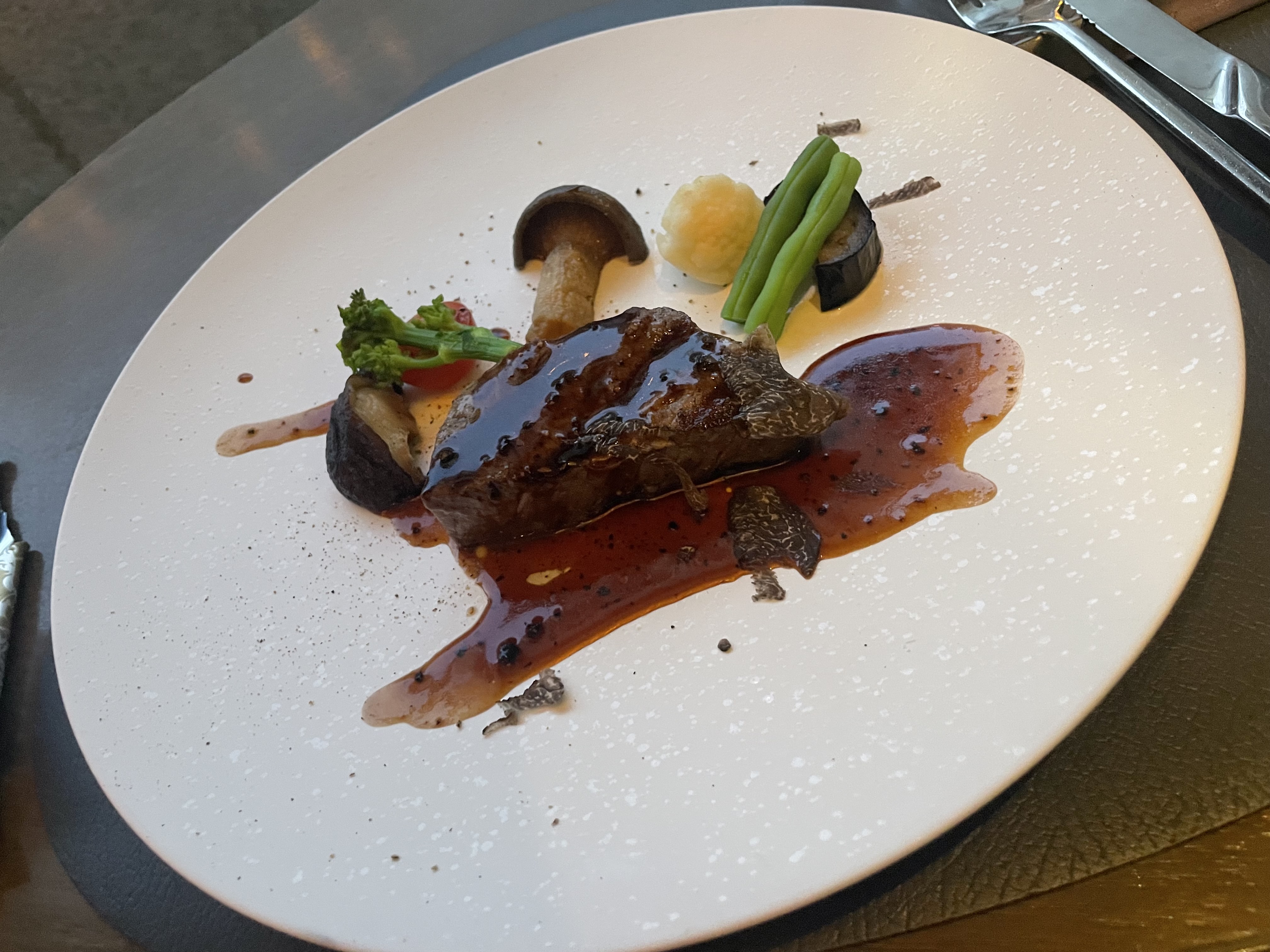 ザ ストリングス表参道