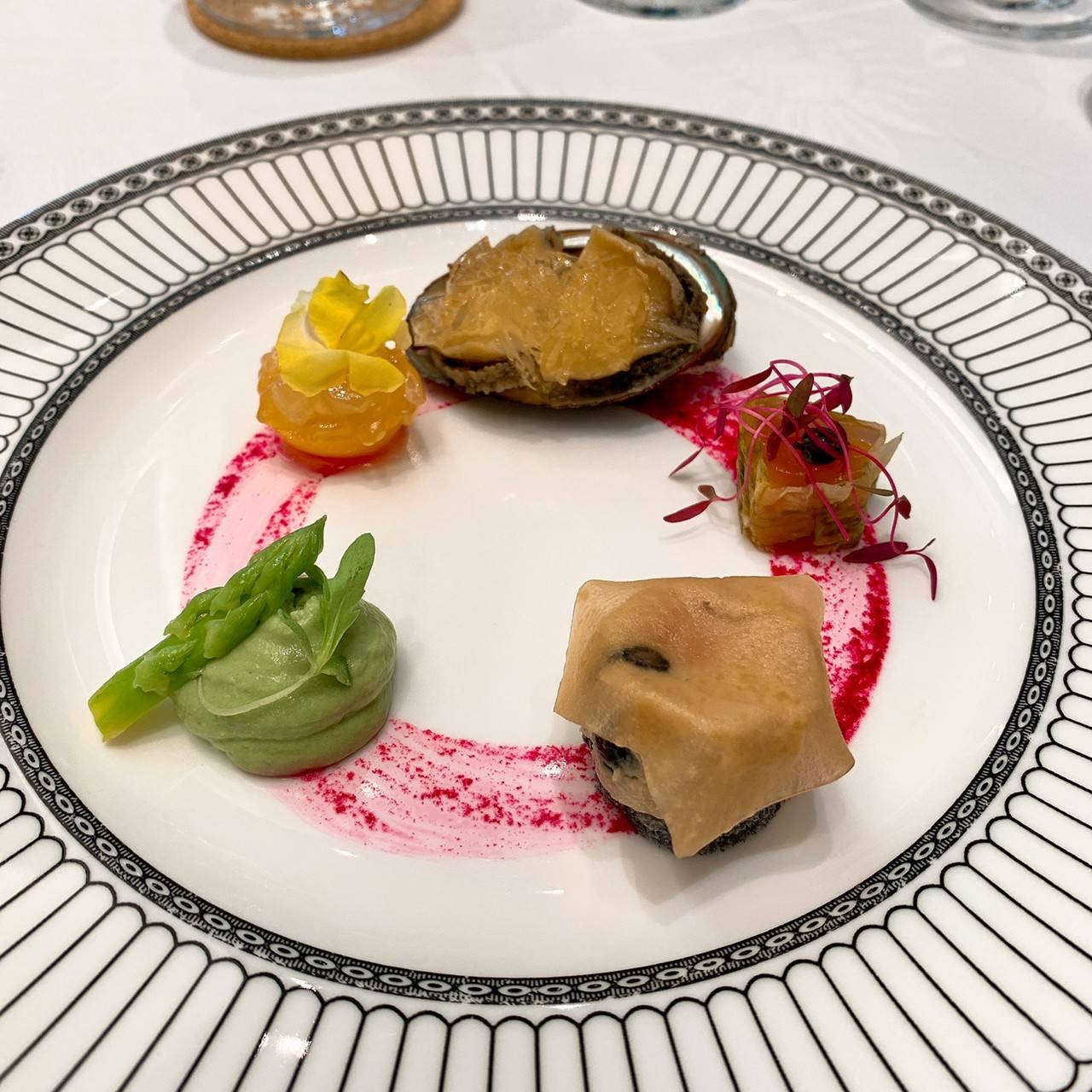 横浜アートグレイス・ポートサイドヴィラ