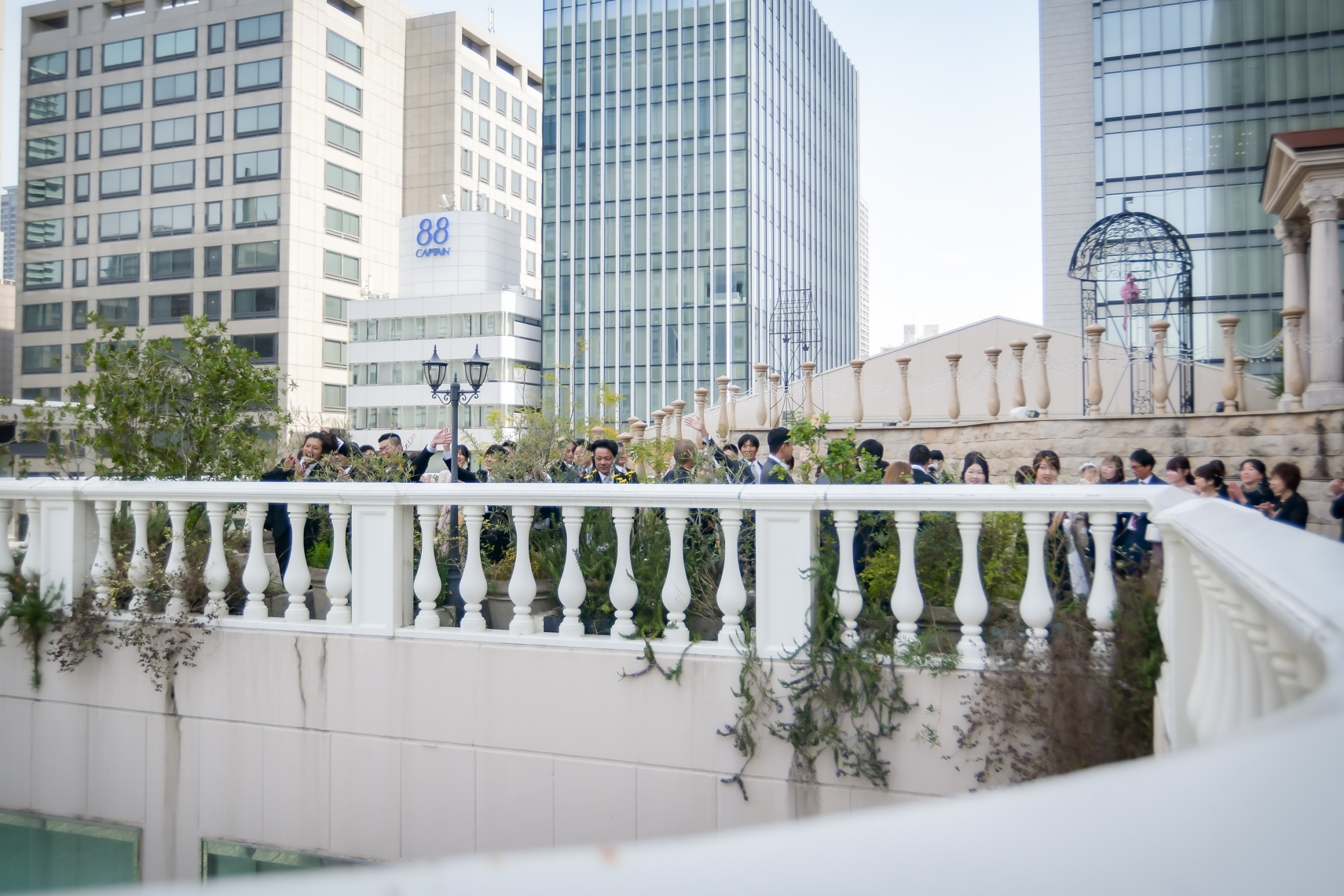 セント・ラファエロチャペル御堂筋