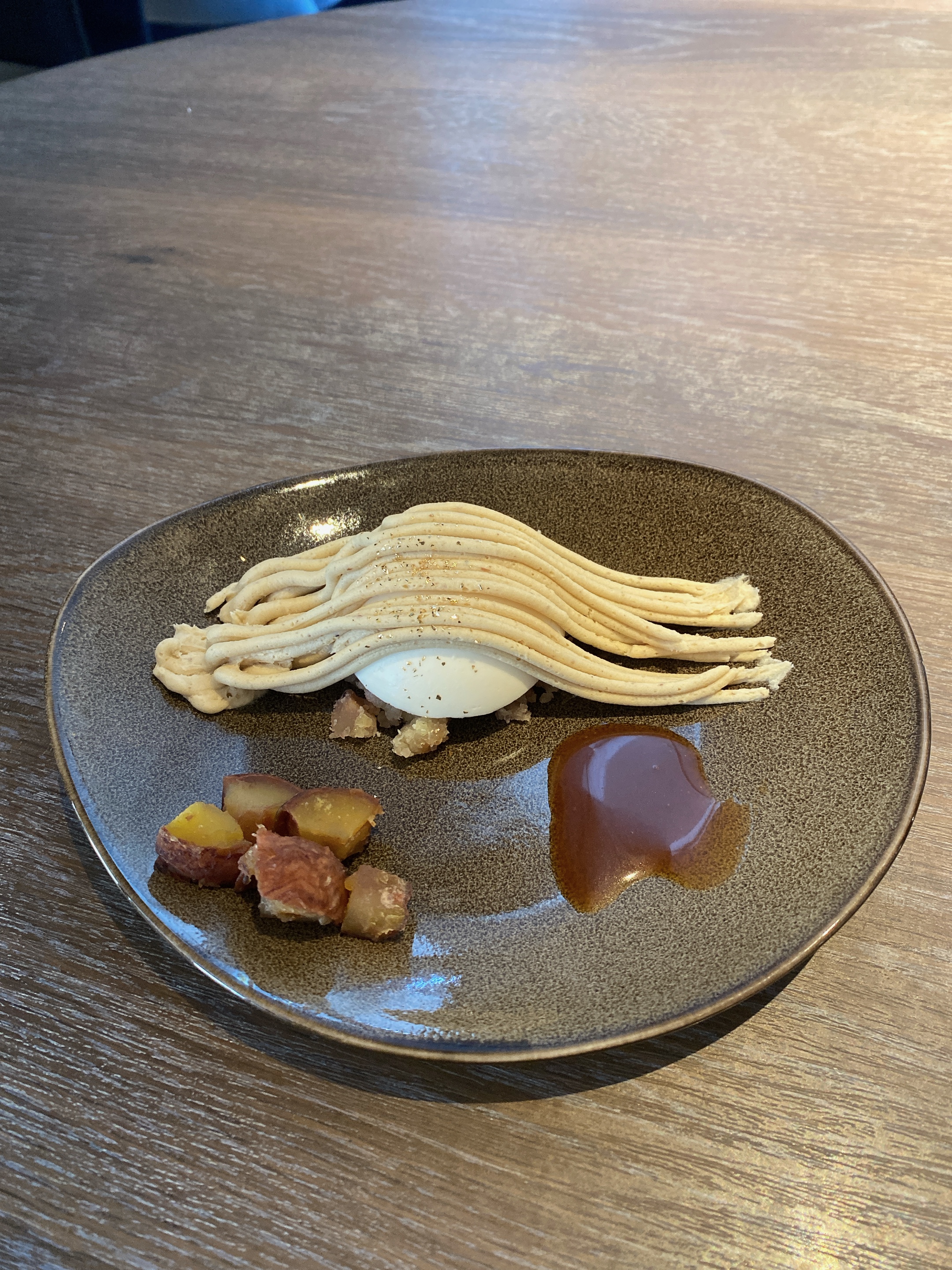 ザ ストリングス表参道