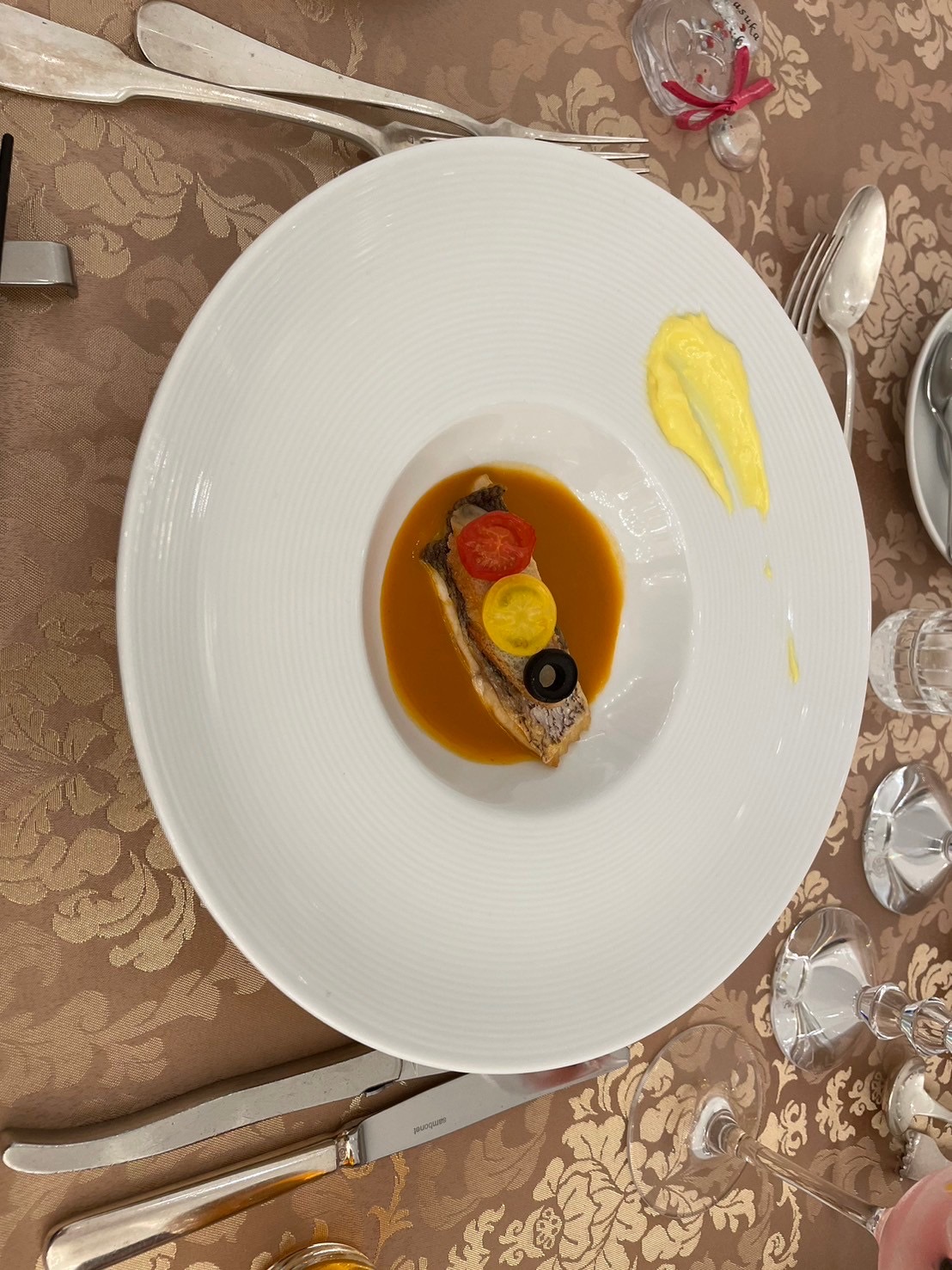 THE SUITE TOKYO by st.raphaelchapel(ザ スイート 東京)