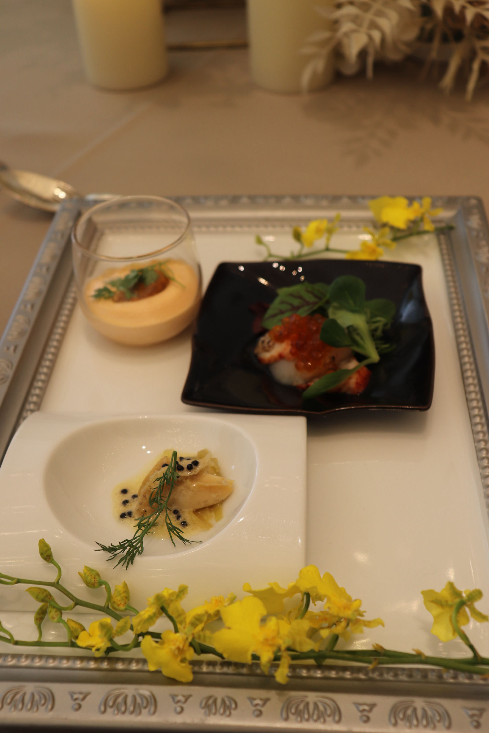 THE SUITE TOKYO by st.raphaelchapel(ザ スイート 東京)