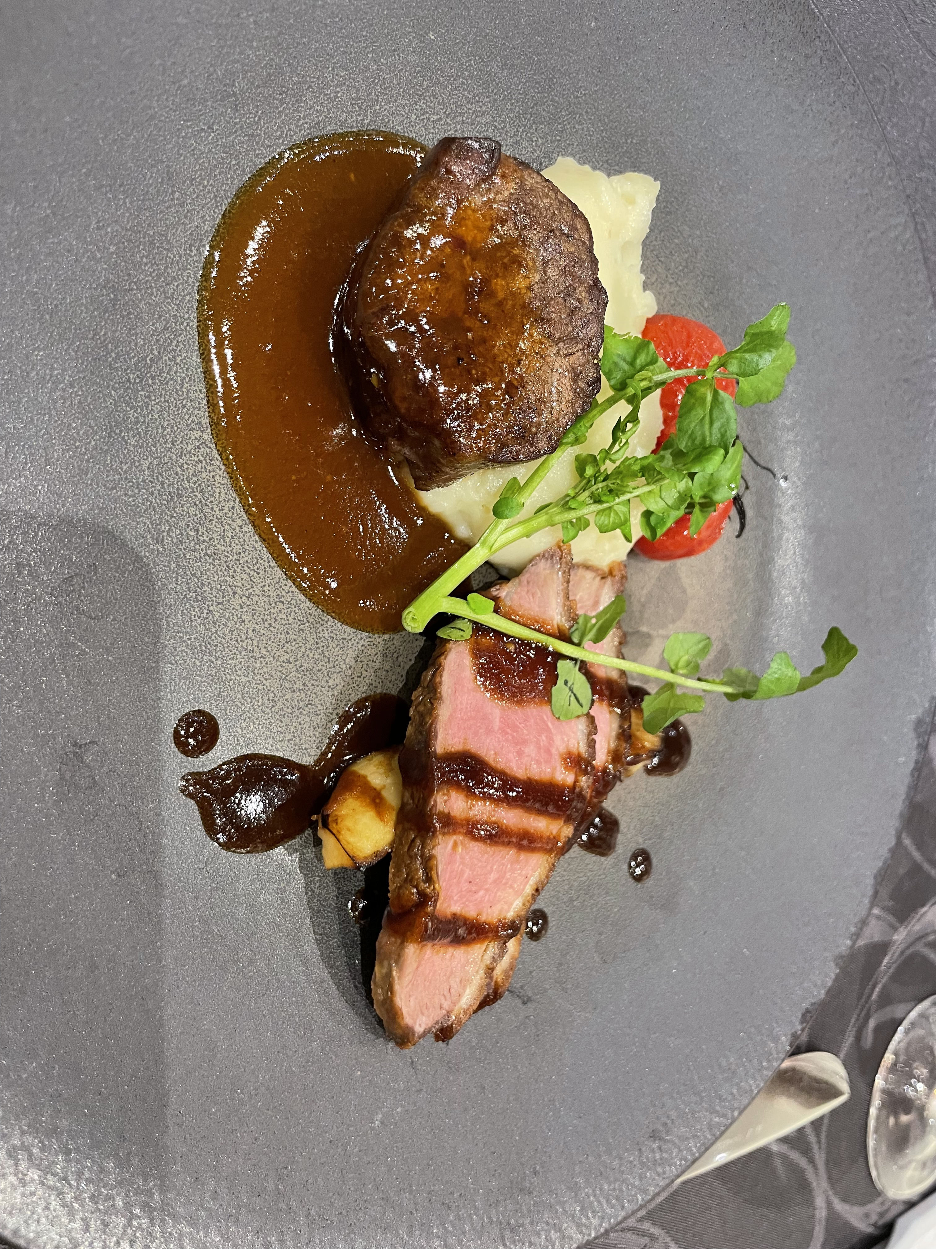 アンフェリシオン