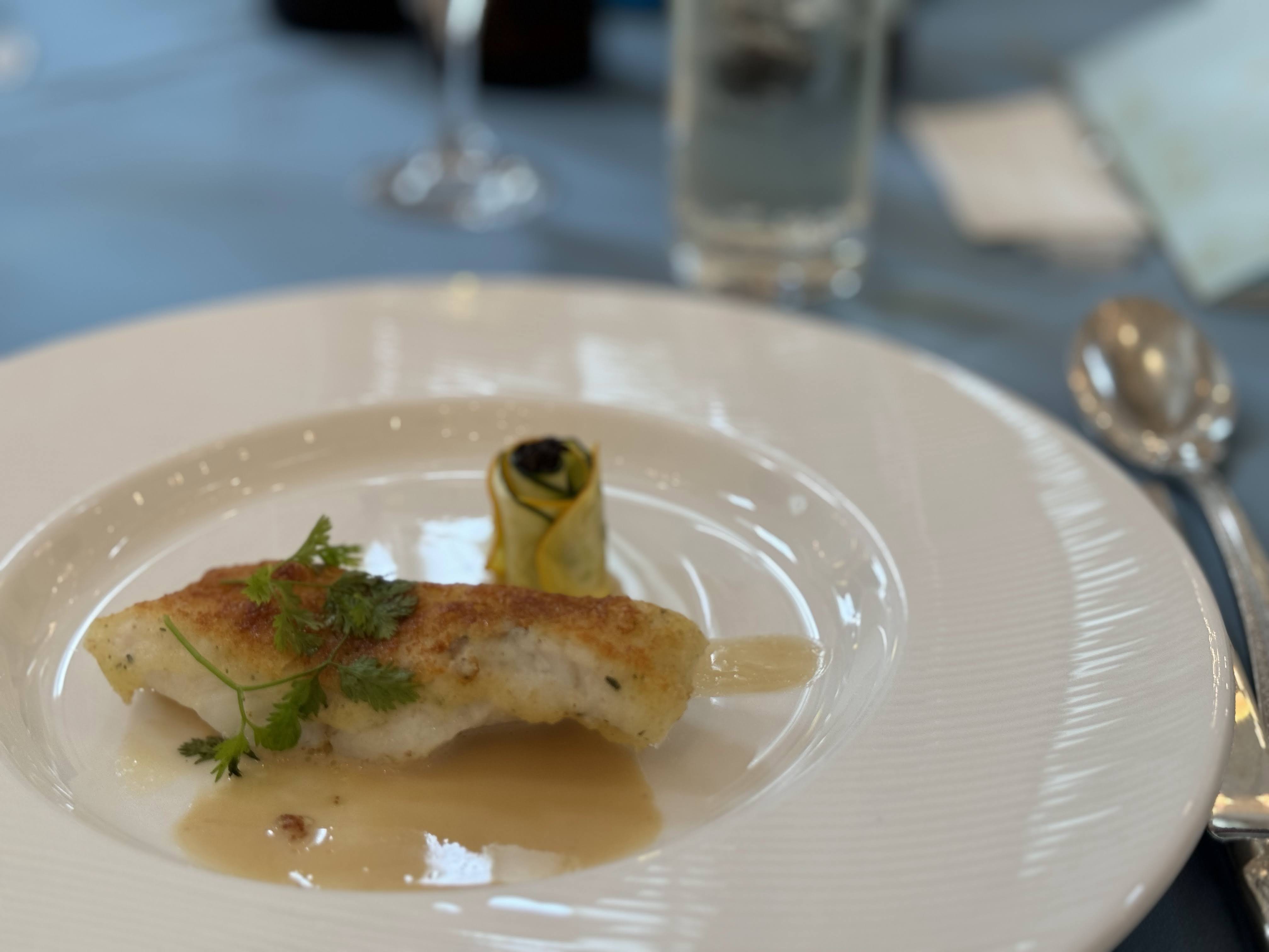 18 (アンウィット) Produced by Casa d' Angela