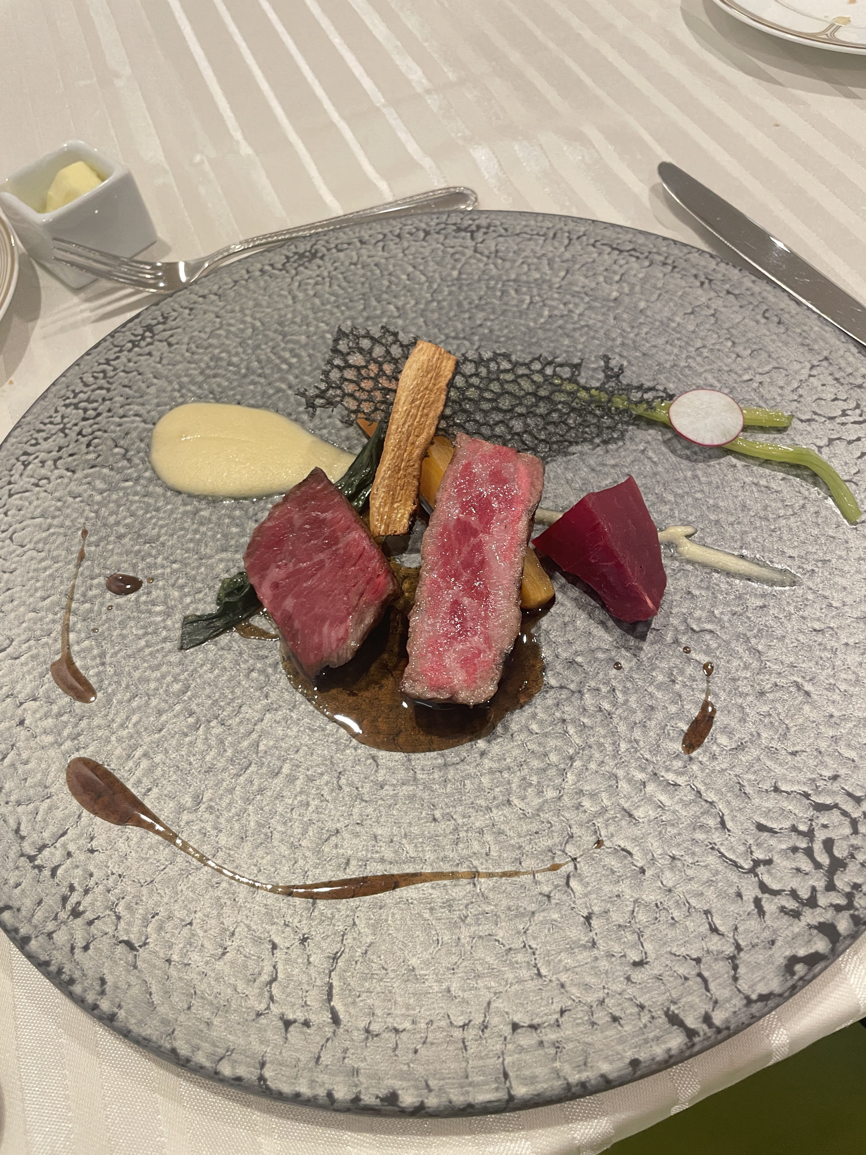 18 (アンウィット) Produced by Casa d' Angela