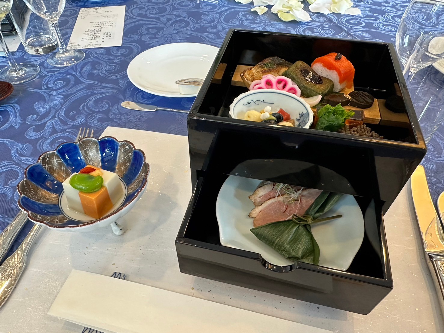 ロイヤルガーデンパレス 柏 日本閣