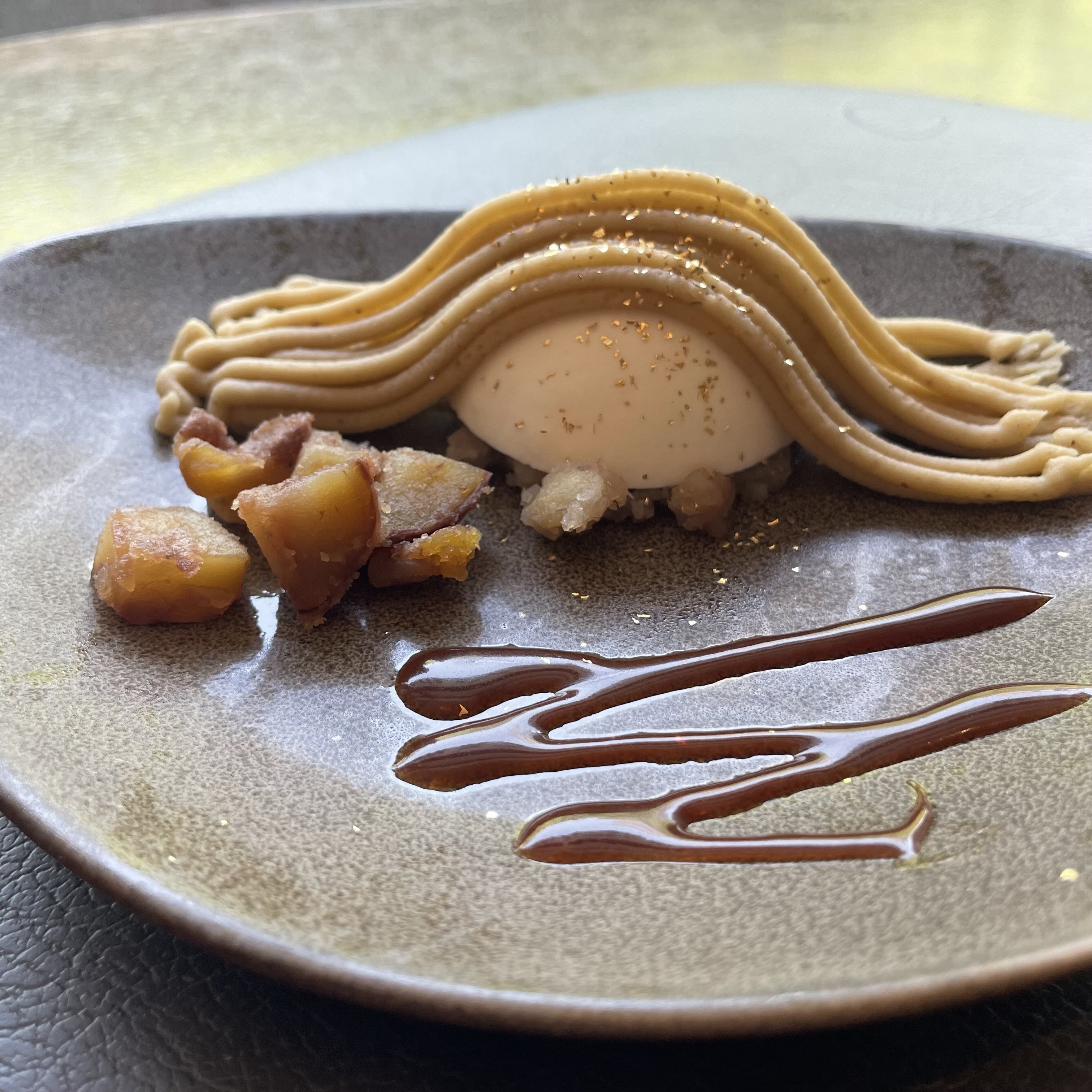 ザ ストリングス表参道